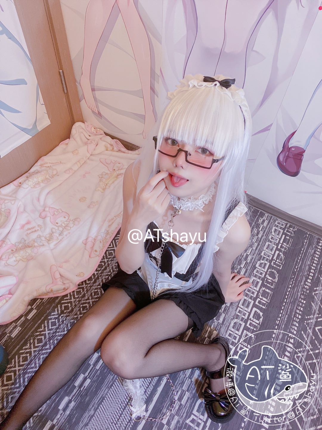 เอทีชาร์ก - เมด เปิดช่อง ถุงเท้า
