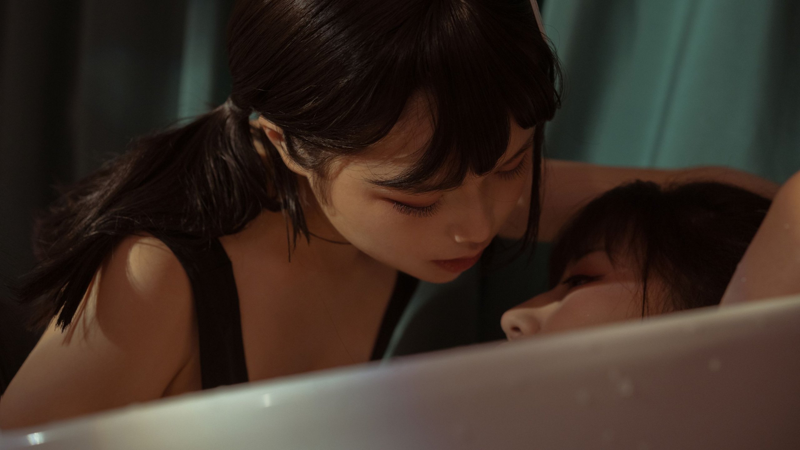 [七月喵子] 黑白双人浴缸