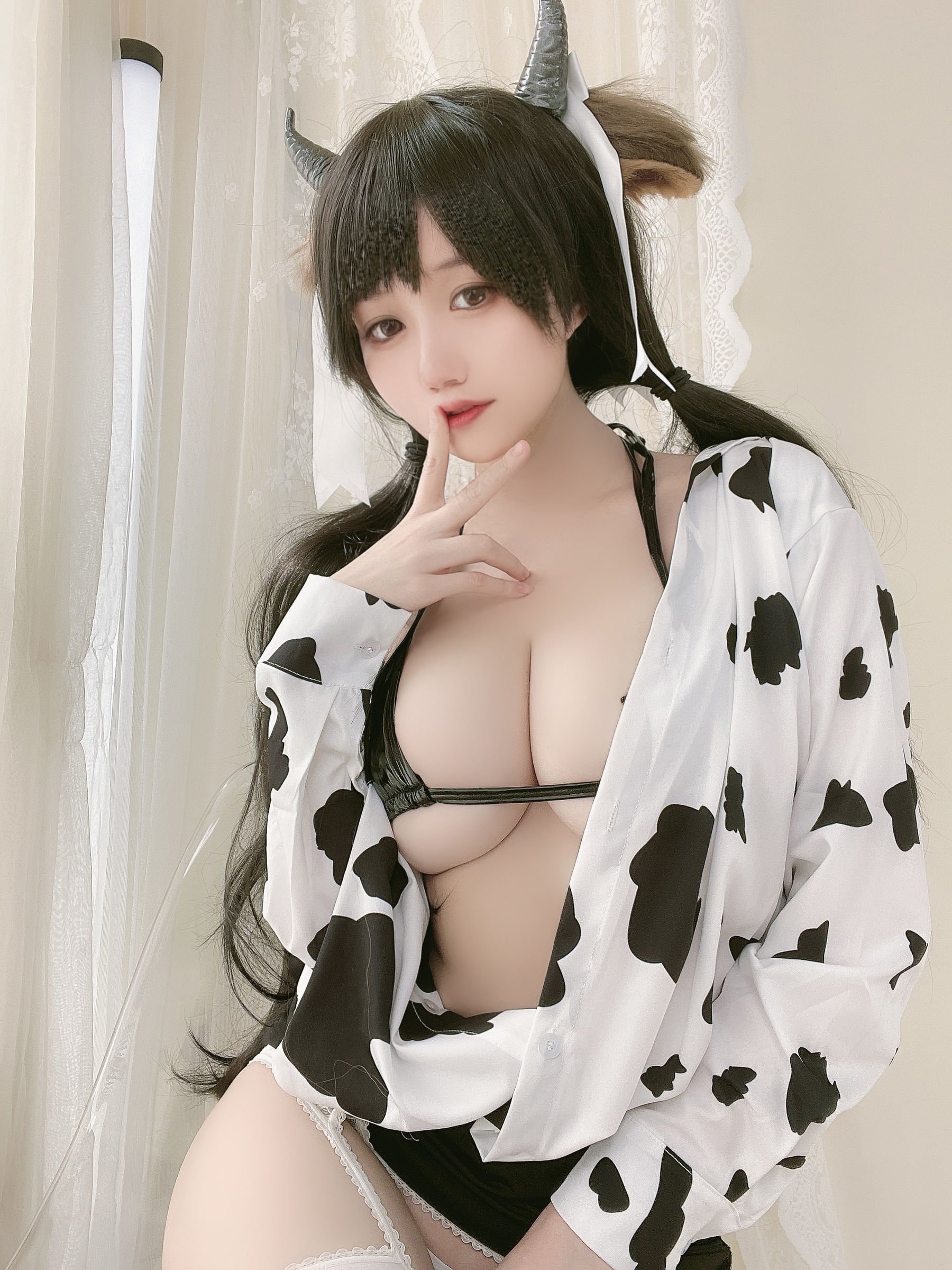 小倉千代w] 奶牛襯衣