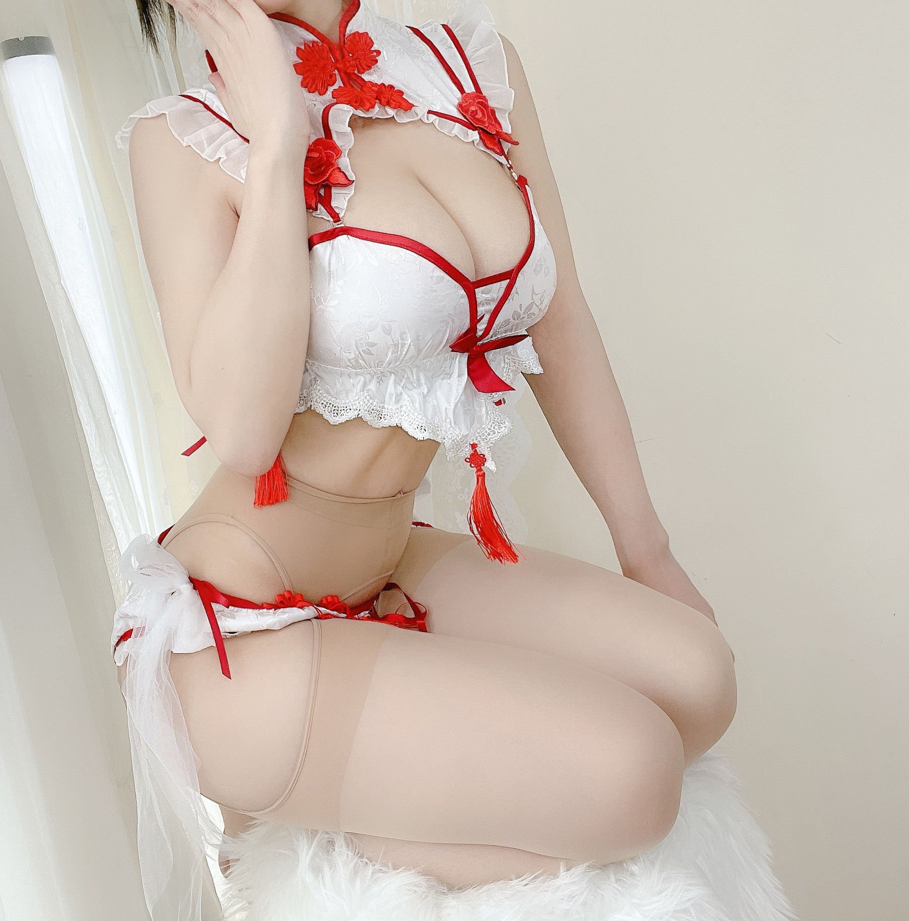 Ogura Chiyow] Tai mèo tóc ngắn