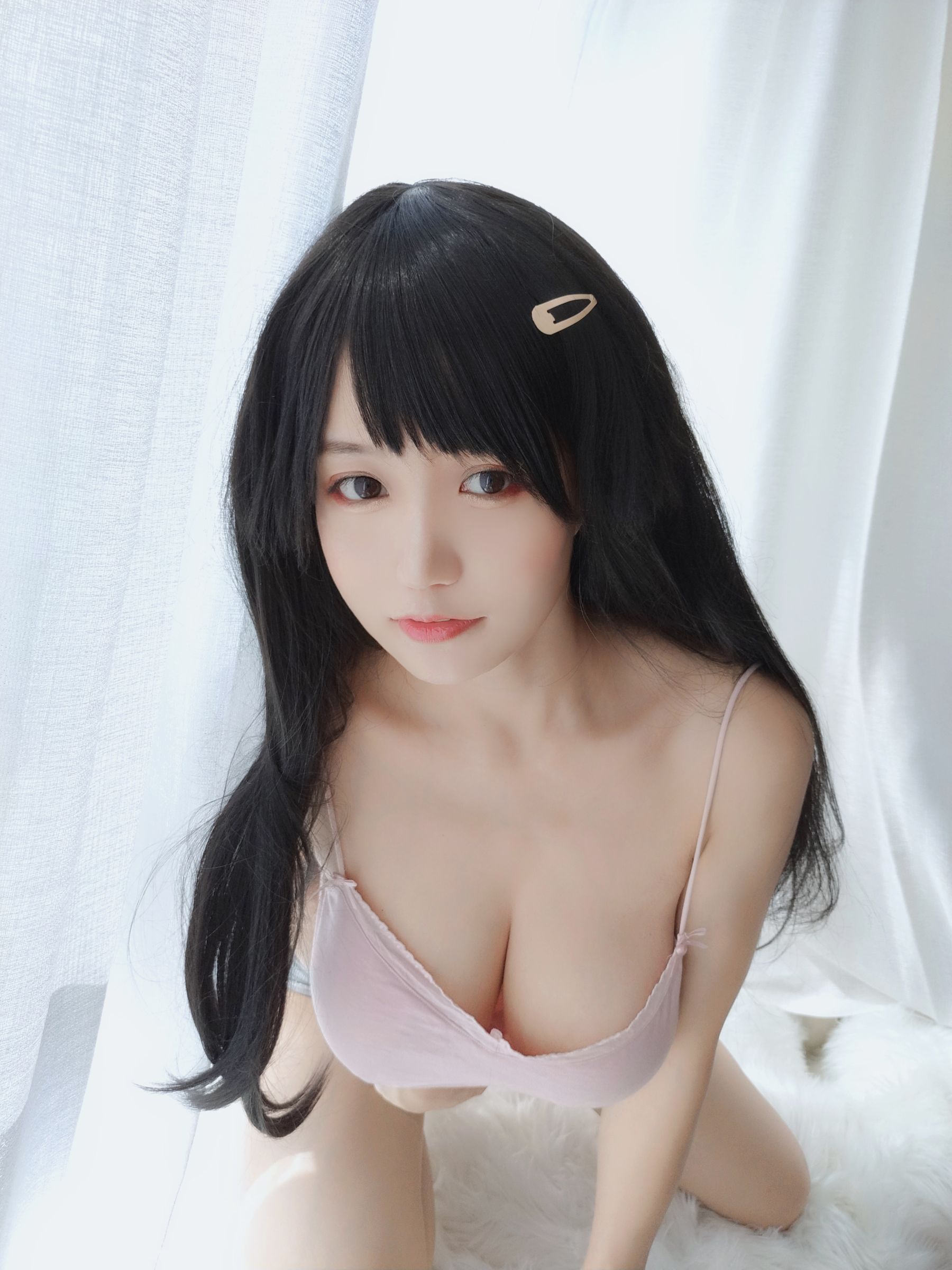 [小仓千代w] 粉色吊带