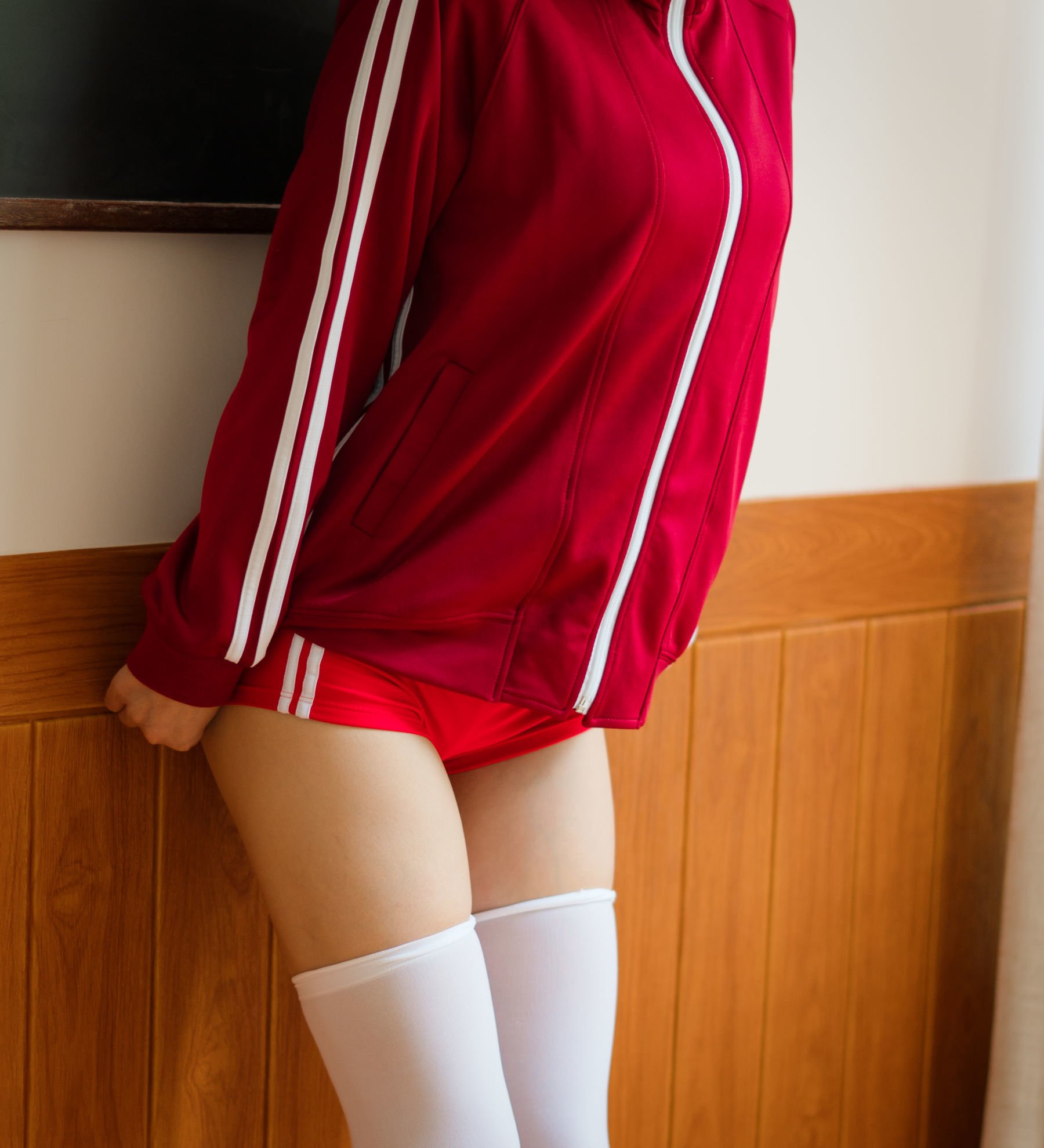 [小仓千代w] 红色体操服