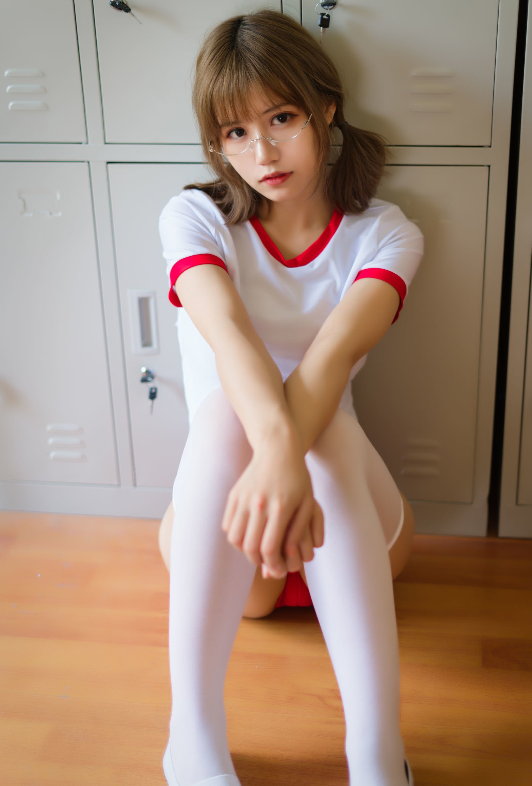 [小仓千代w] 红色体操服