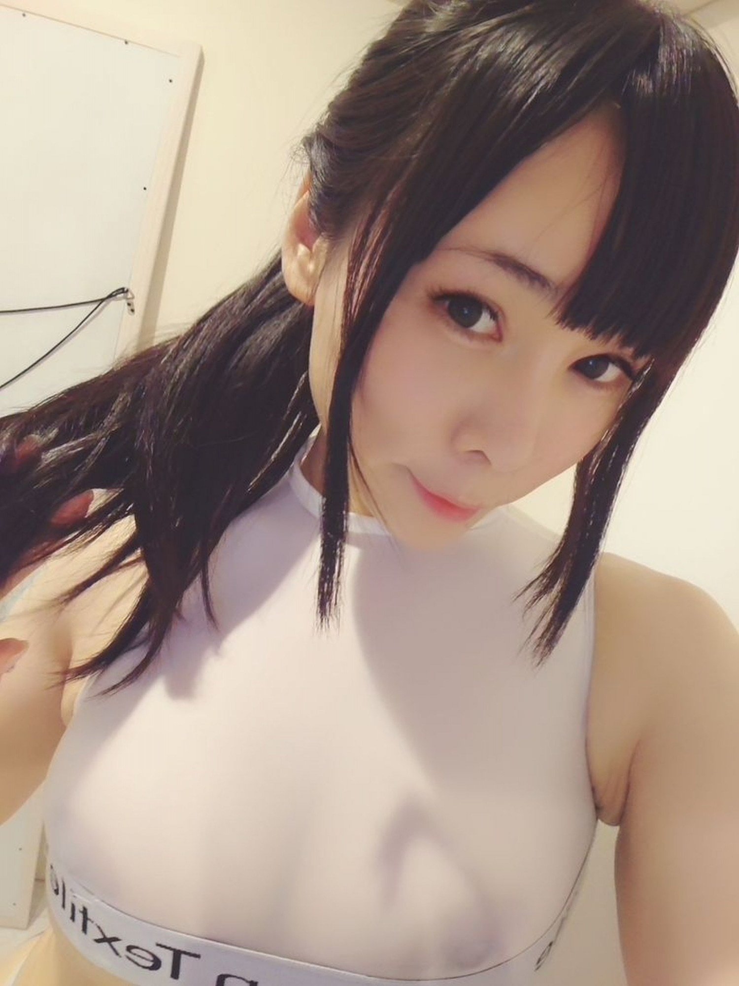 오카다 유이] 셀카