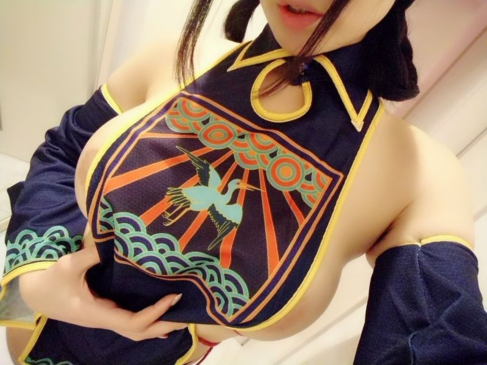 오카다 유이] 셀카