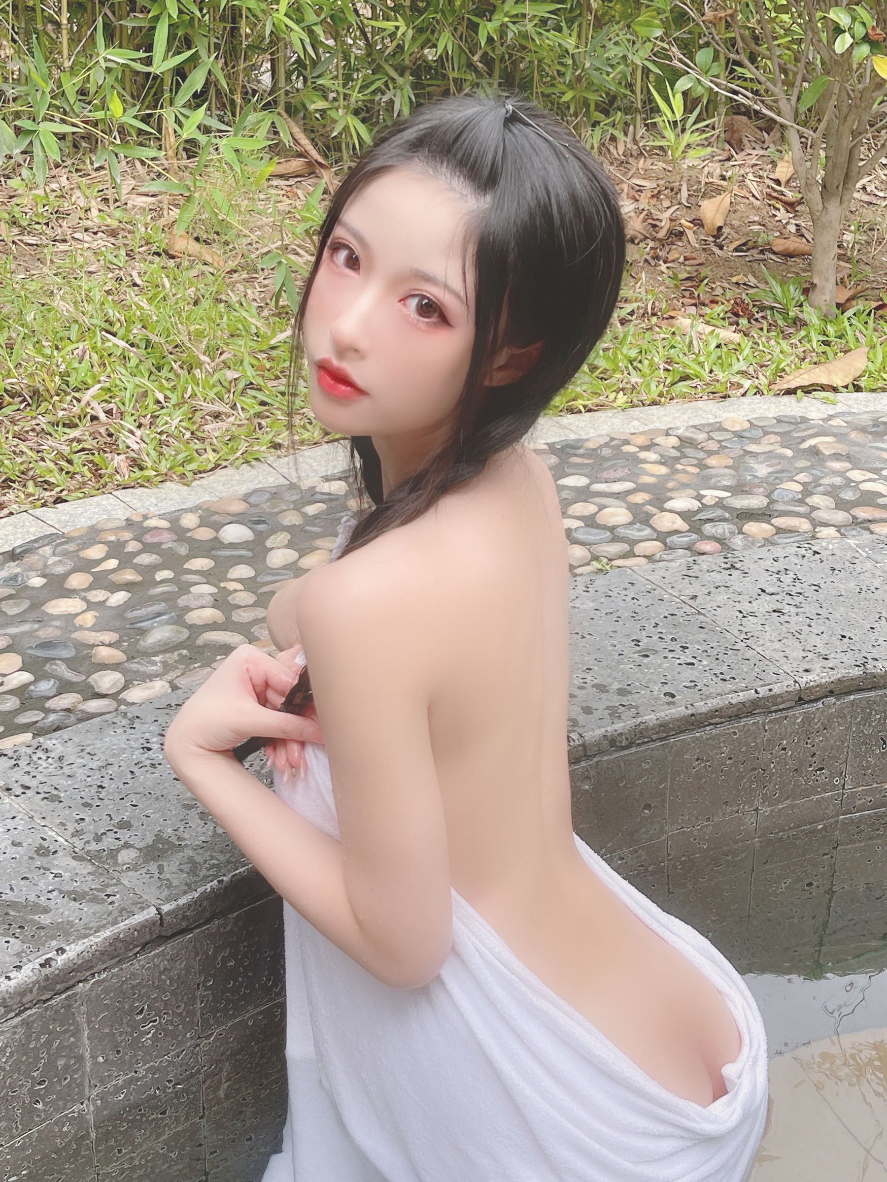 [清水由乃] 温泉浴巾