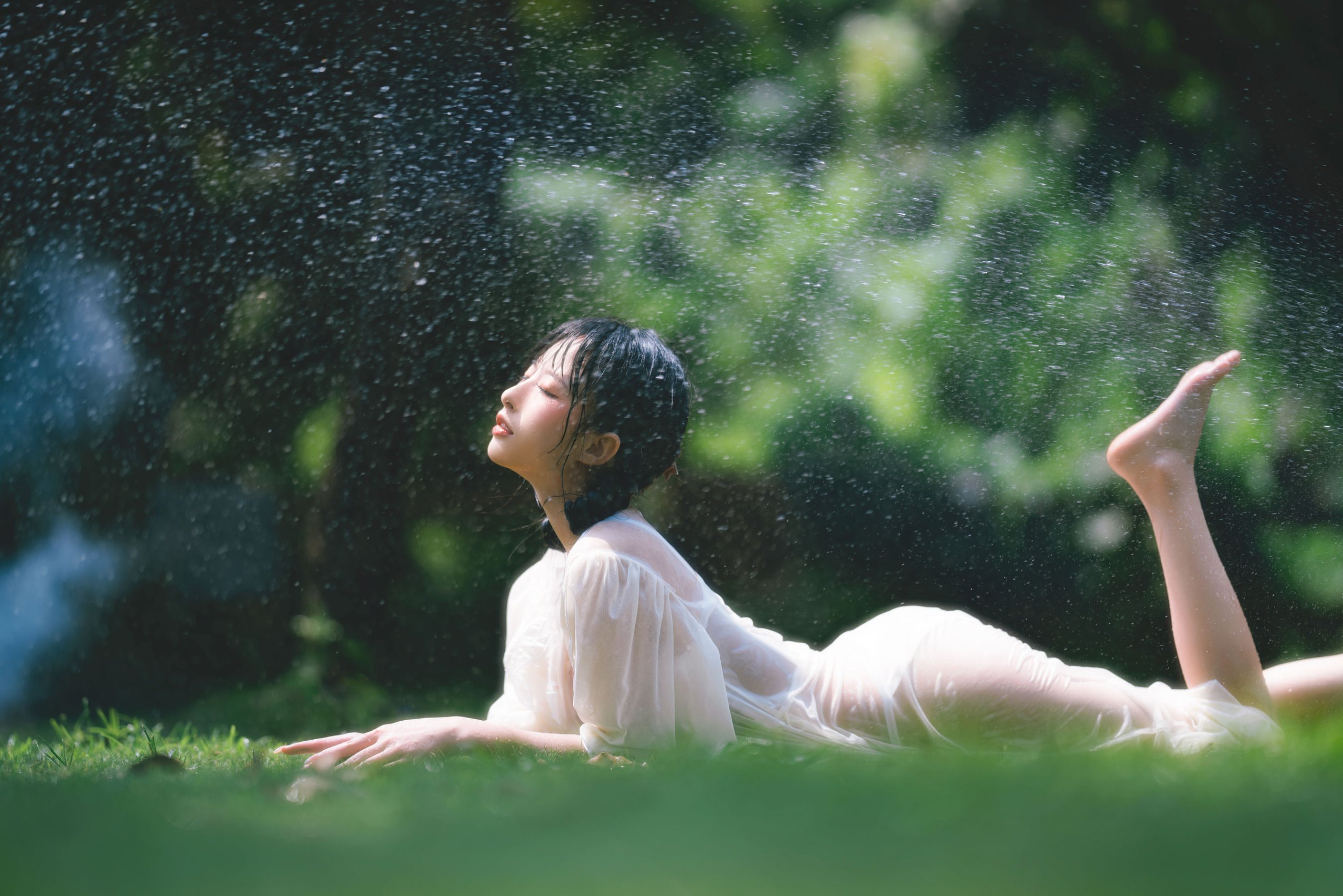 清水由乃] 湿水ロリータ