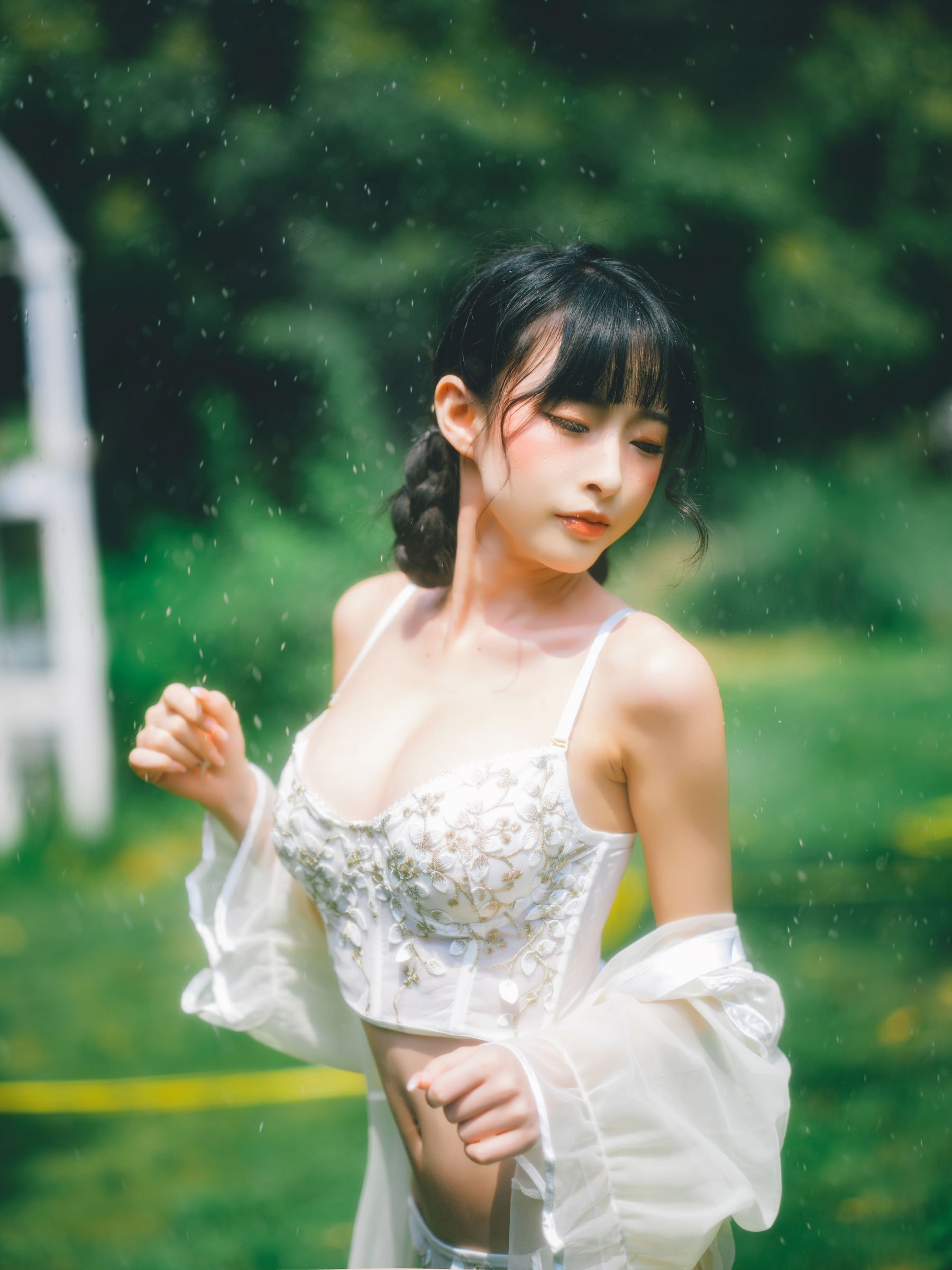 清水由乃] 湿水ロリータ
