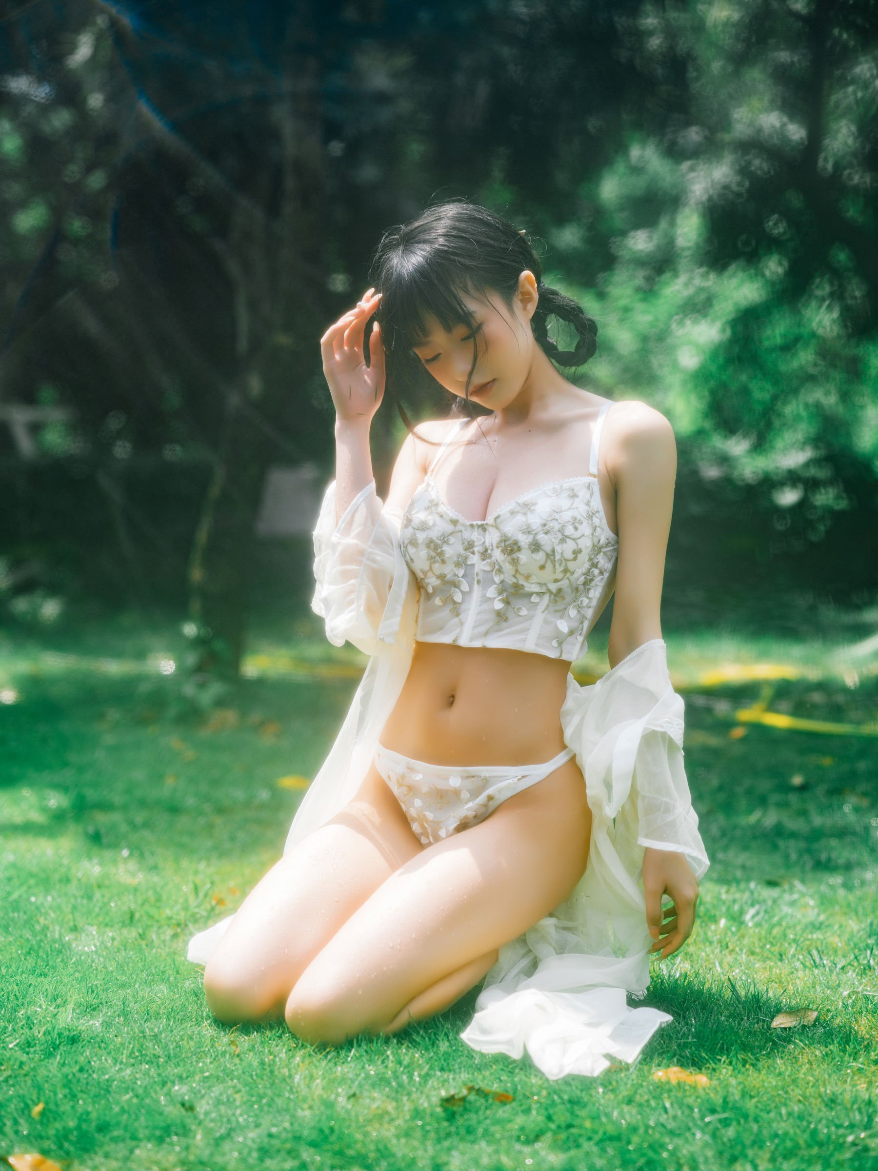 清水由乃] 湿水ロリータ