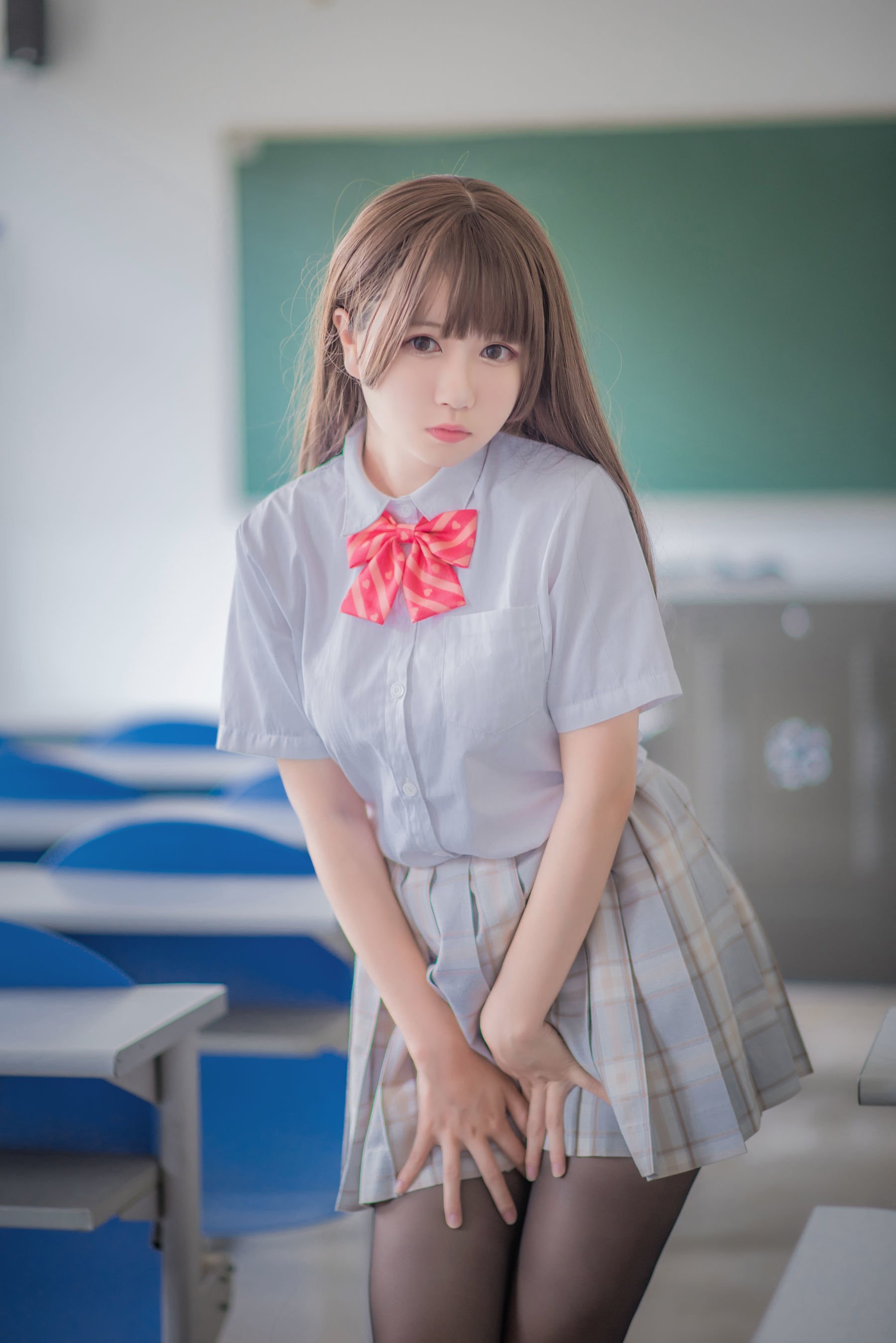 Bạch Kim Saki] Đồng phục tất đen