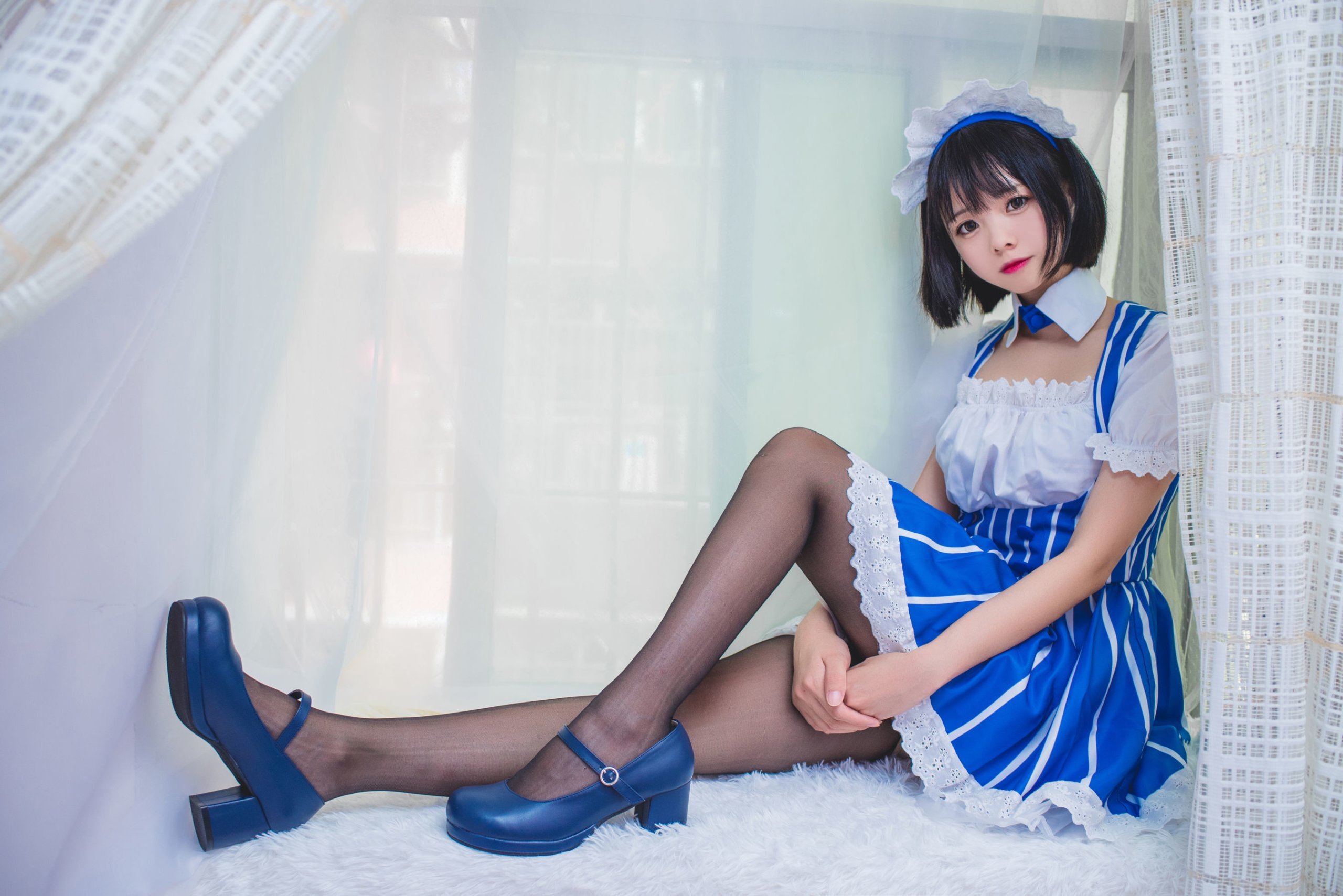 Bạch Kim Saki] Nữ hầu