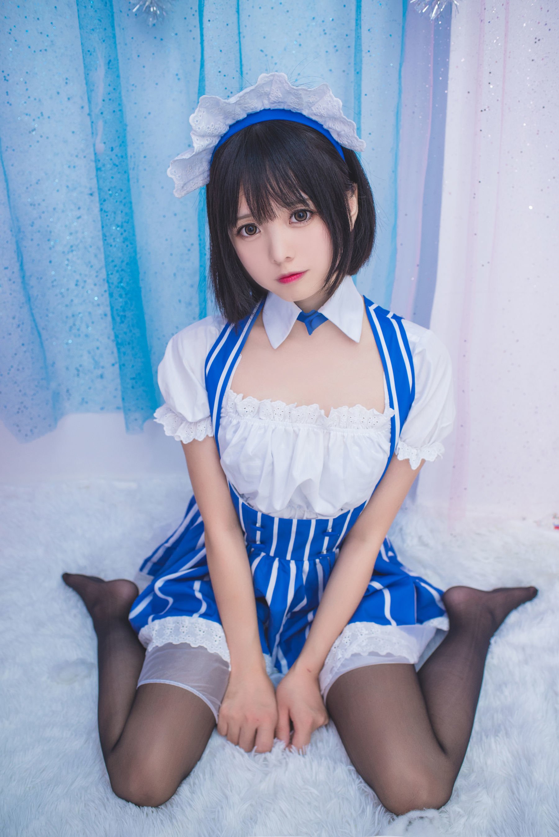 Bạch Kim Saki] Nữ hầu