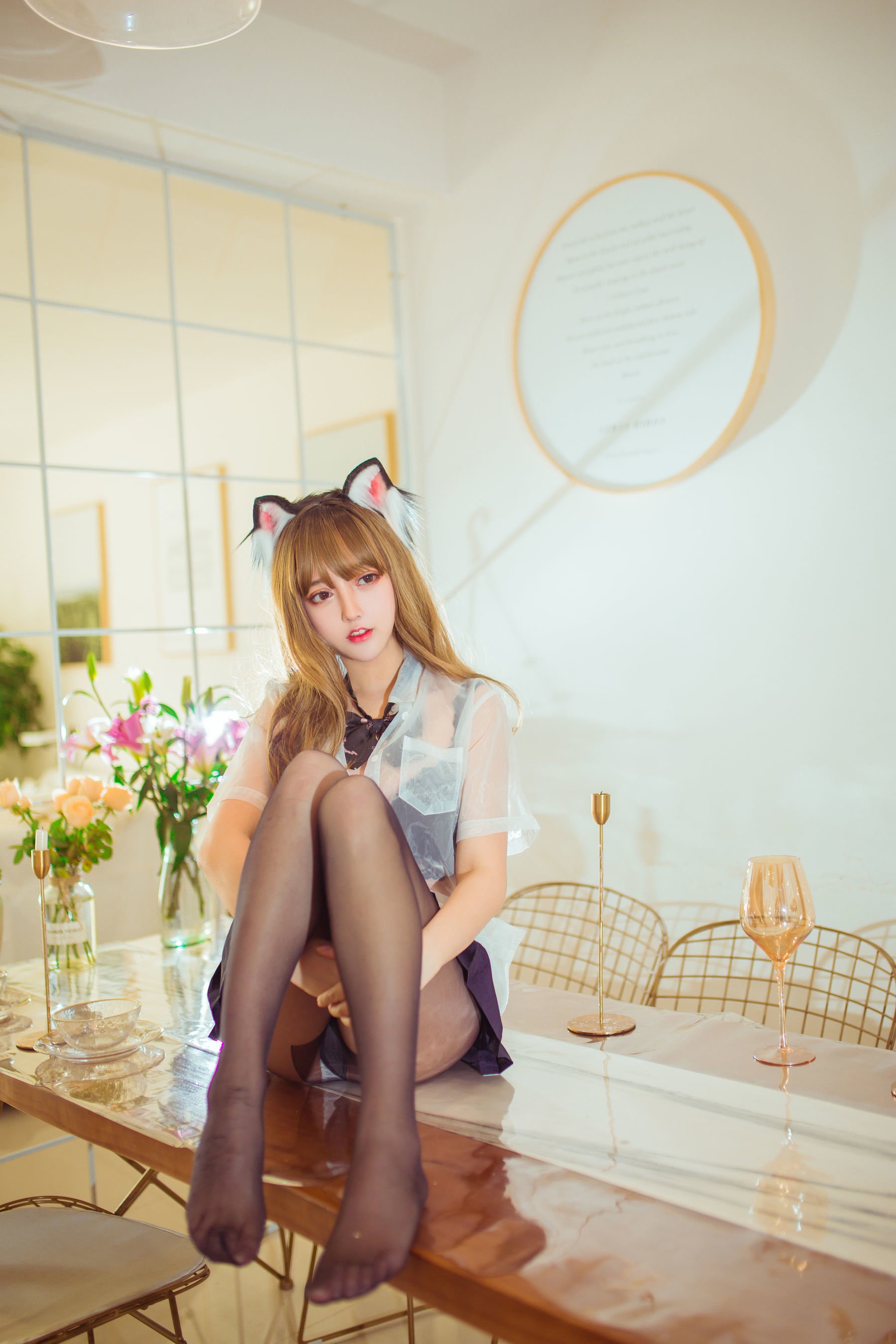 過期米線線喵] バルコニーの黒ストッキングのセクシーな猫