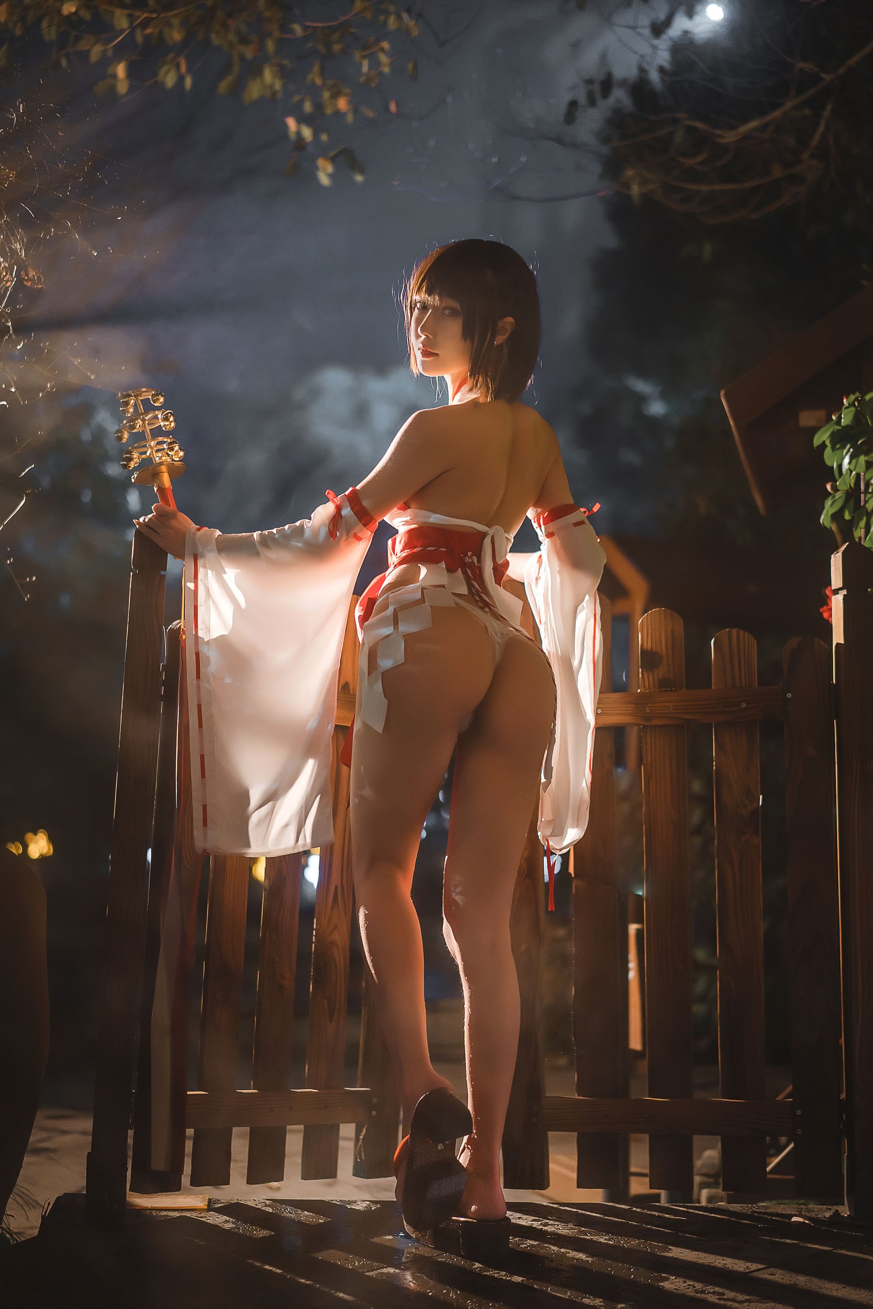 อาเปาเป็นกระต่ายสาวด้วย] บ่อน้ำร้อนนักบวชหญิง