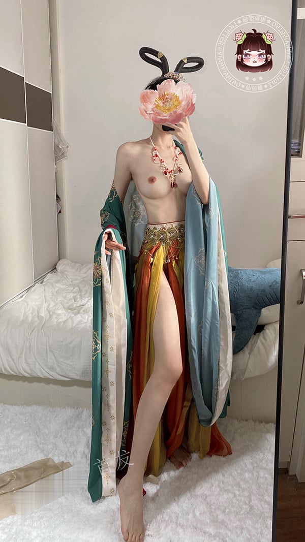 Xianxian Tao - Maid White Silk + Dunhuang Fairy