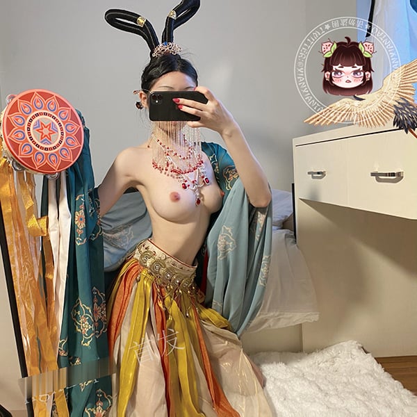 Xianxian Tao - Maid White Silk + Dunhuang Fairy
