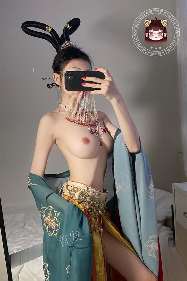 Xianxian Tao - Maid White Silk + Dunhuang Fairy