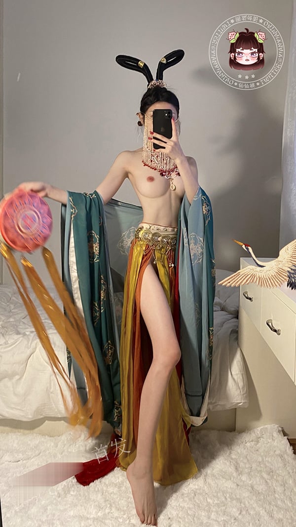 Xianxian Tao - Maid White Silk + Dunhuang Fairy