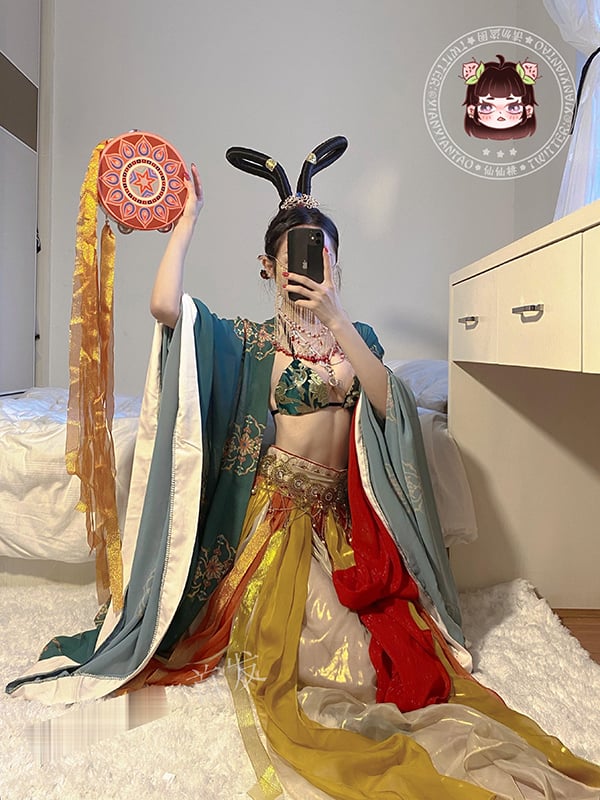 Xianxian Tao - Maid White Silk + Dunhuang Fairy