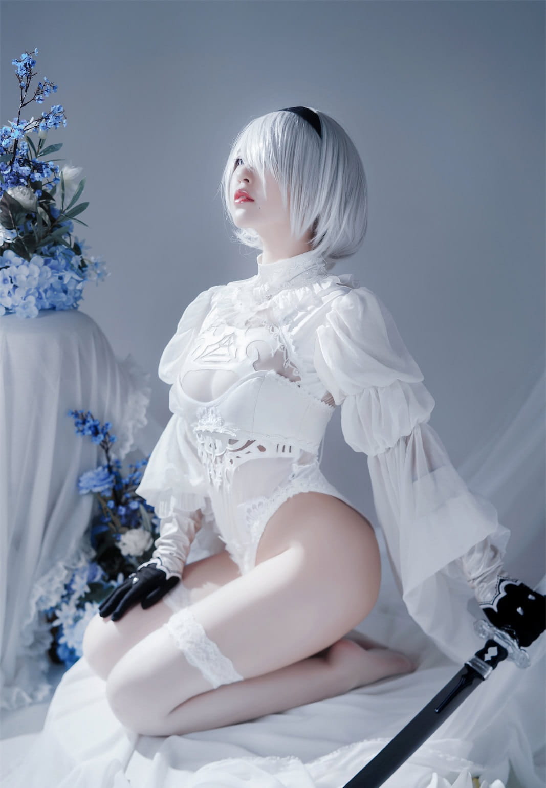 Ban Ban Zi 니어 오토마타 2B 흰 예복 코스프레 51P