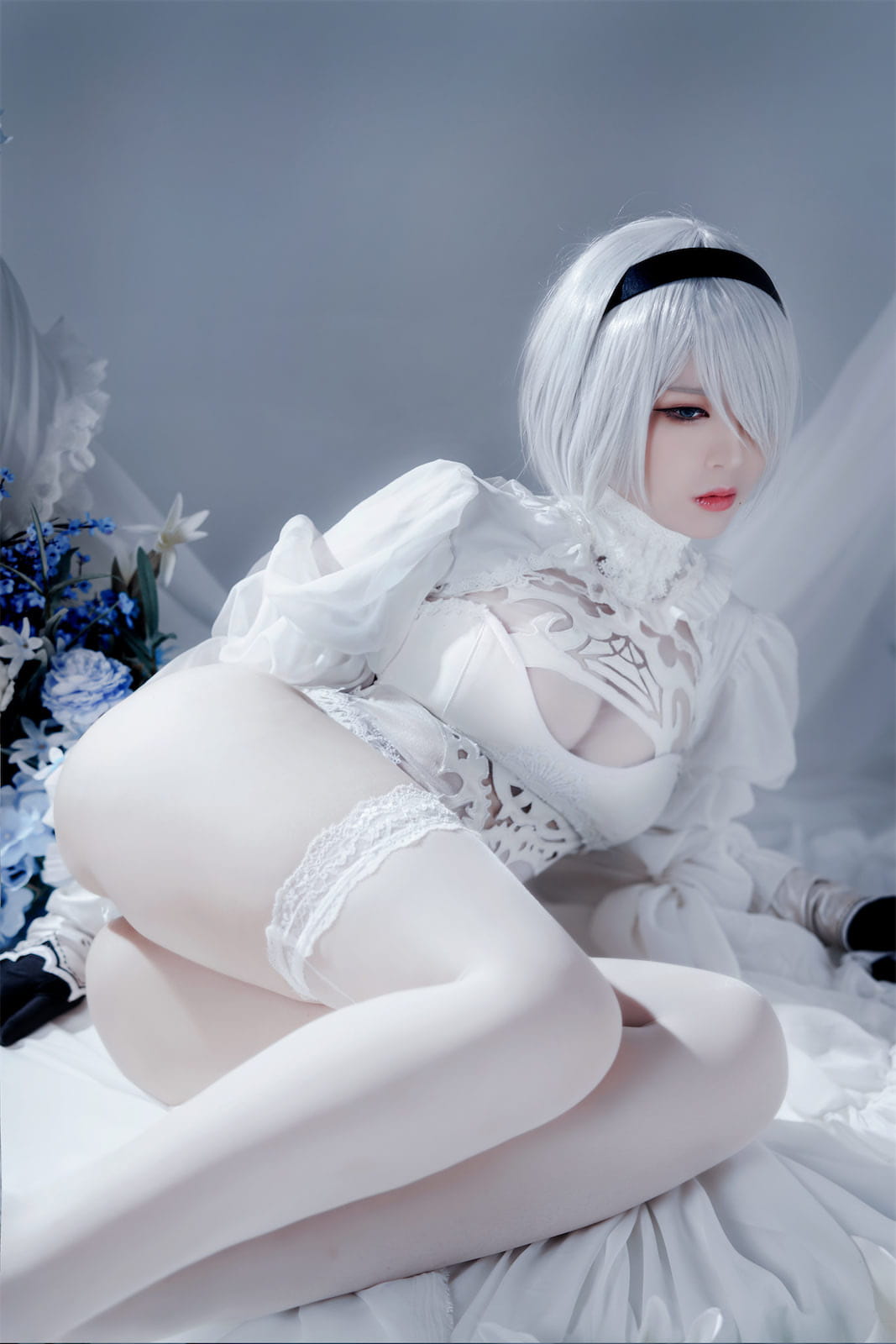 Ban Ban Zi 니어 오토마타 2B 흰 예복 코스프레 51P