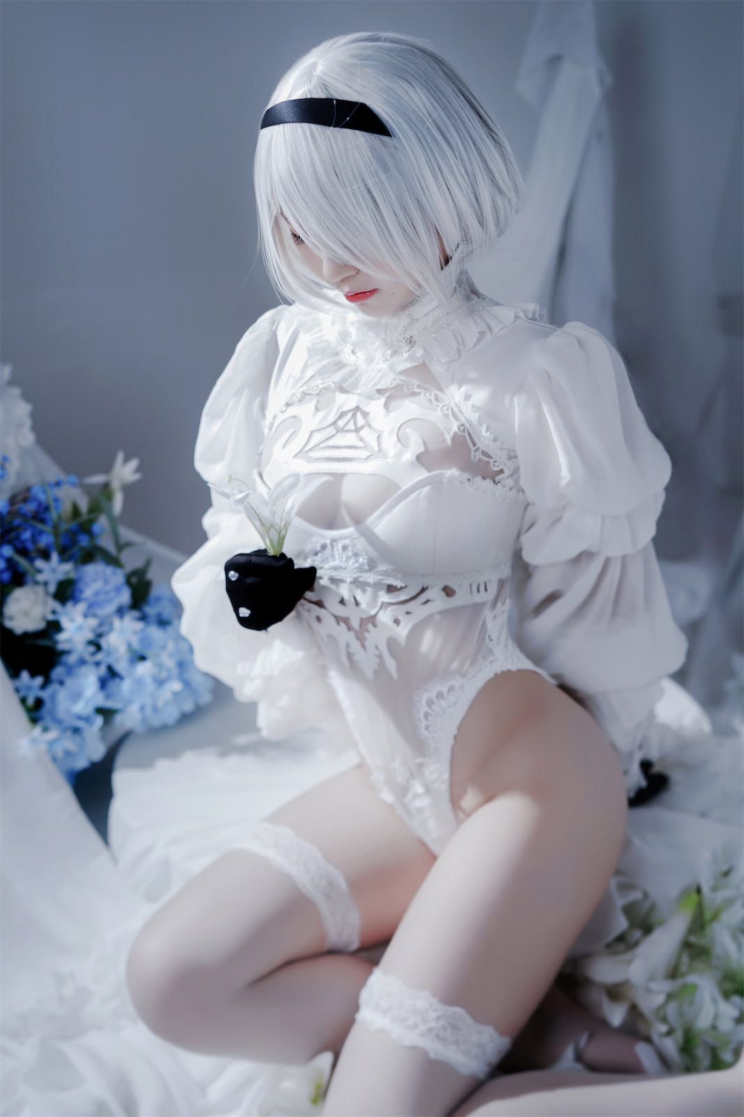Ban Ban Zi 니어 오토마타 2B 흰 예복 코스프레 51P