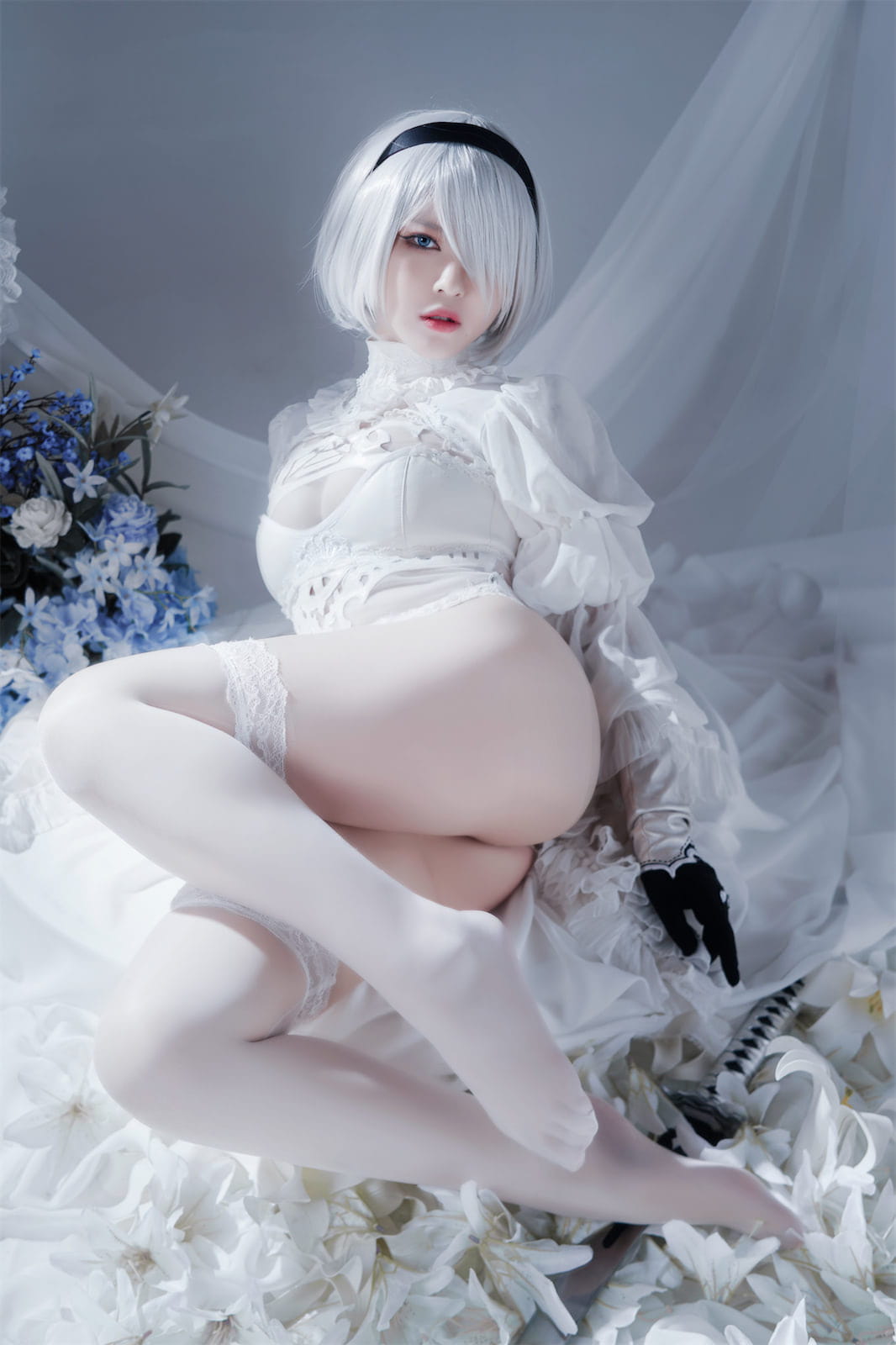 Ban Ban Zi 니어 오토마타 2B 흰 예복 코스프레 51P