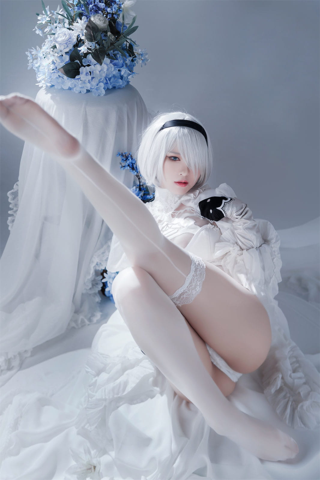 Ban Ban Zi 니어 오토마타 2B 흰 예복 코스프레 51P