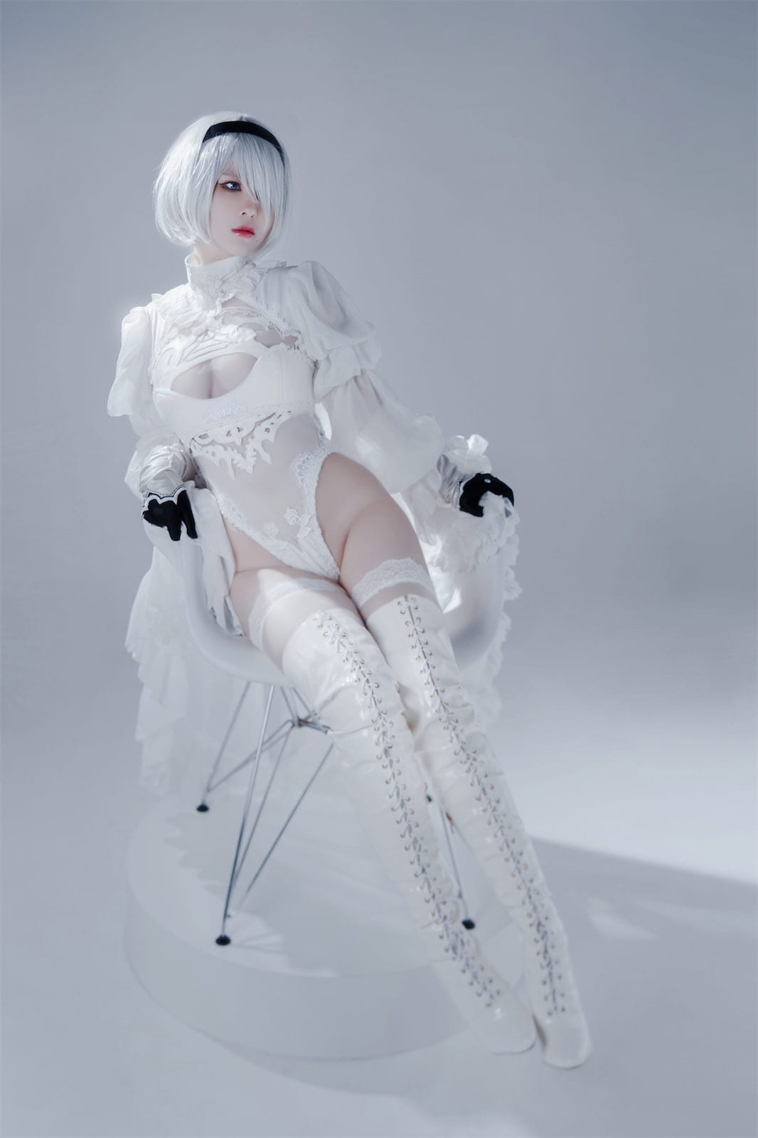 Ban Ban Zi 니어 오토마타 2B 흰 예복 코스프레 51P