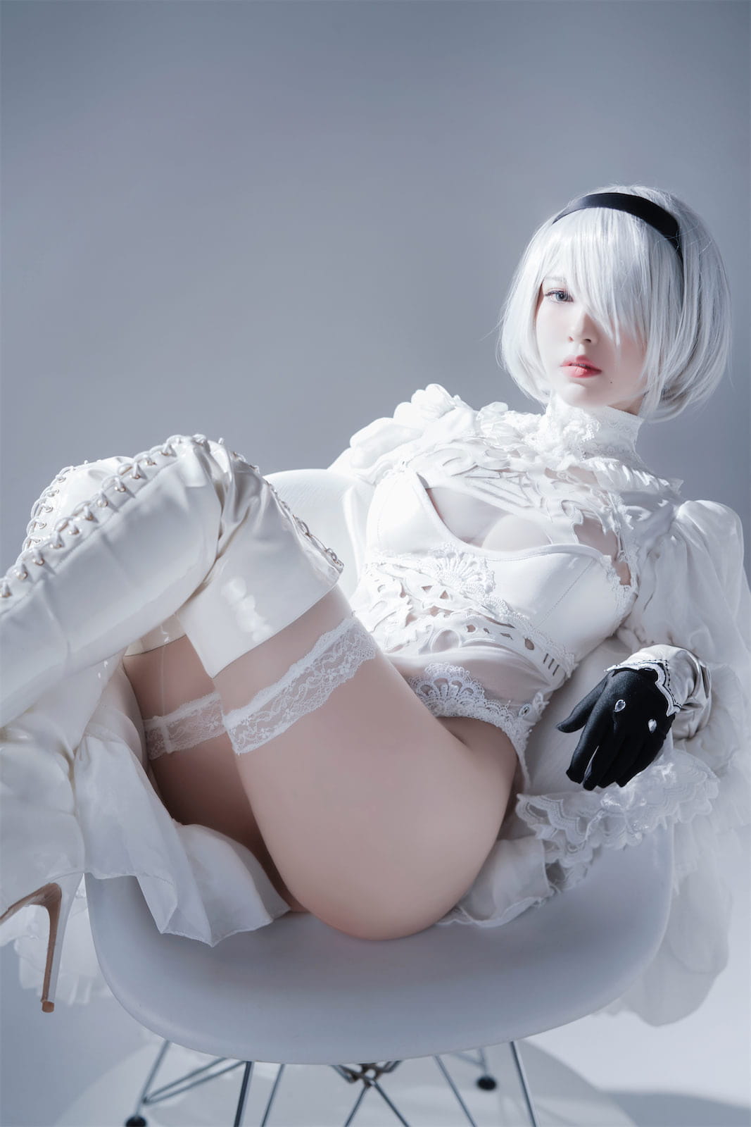 Ban Ban Zi 니어 오토마타 2B 흰 예복 코스프레 51P