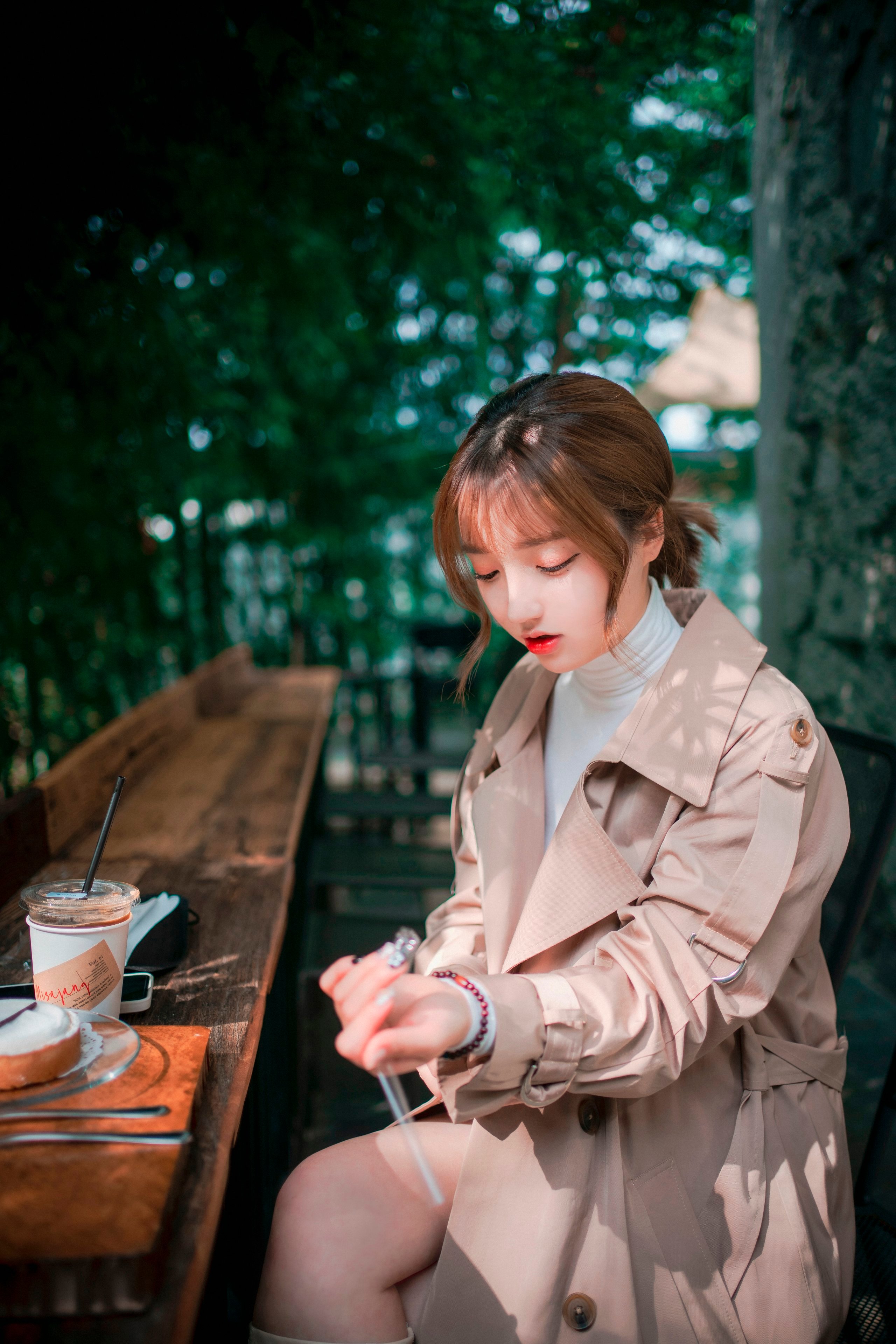 디자와] 손예은 - 친밀함의 스냅