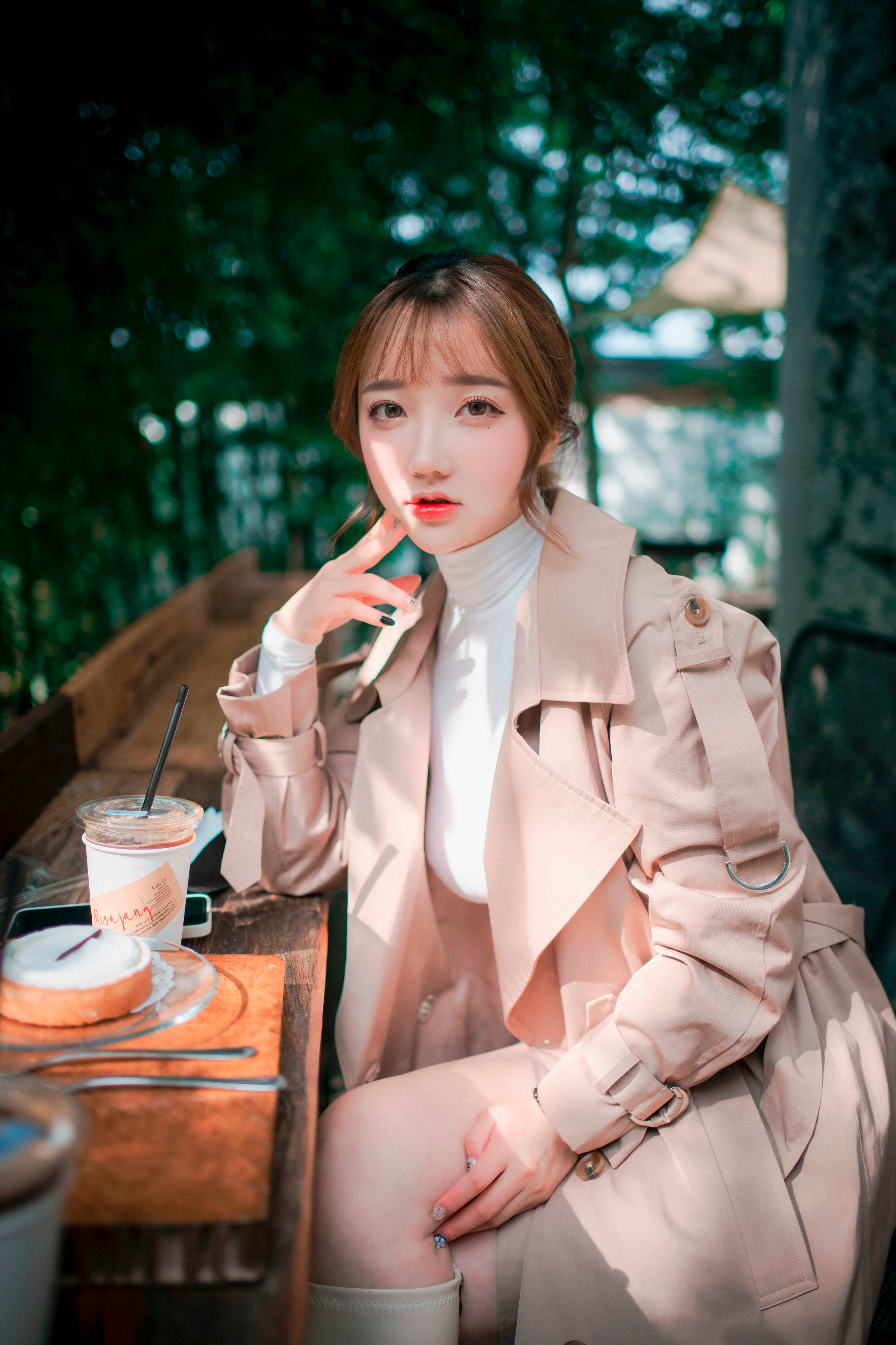 디자와] 손예은 - 친밀함의 스냅
