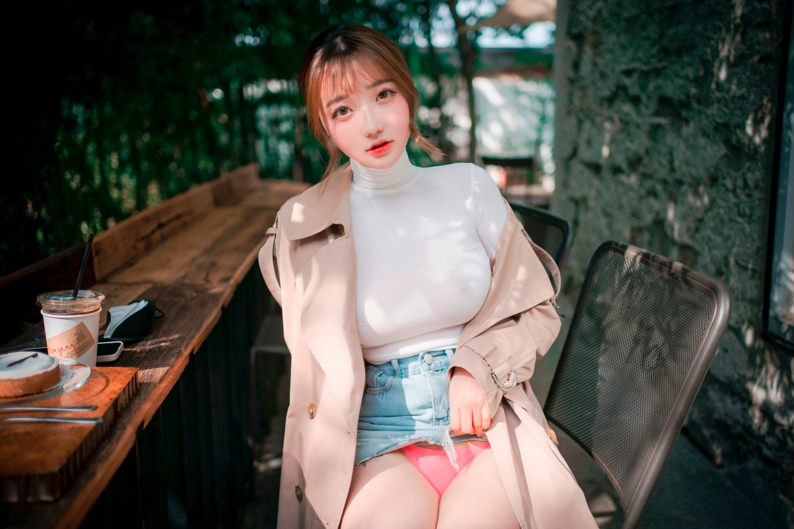 디자와] 손예은 - 친밀함의 스냅