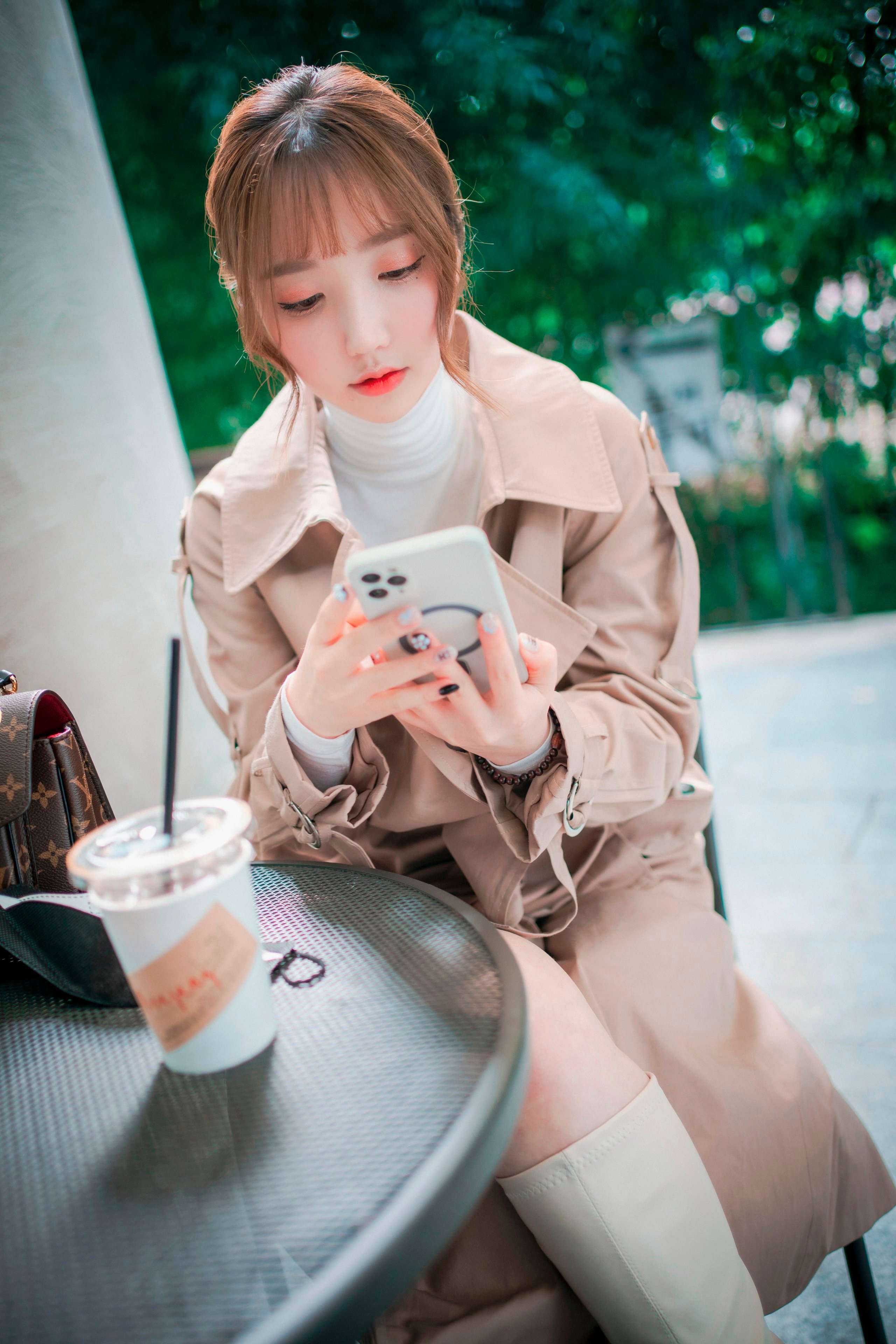 DJAWA] ซอน เยอึน - ภาพสแนปแห่งความสนิทสนม
