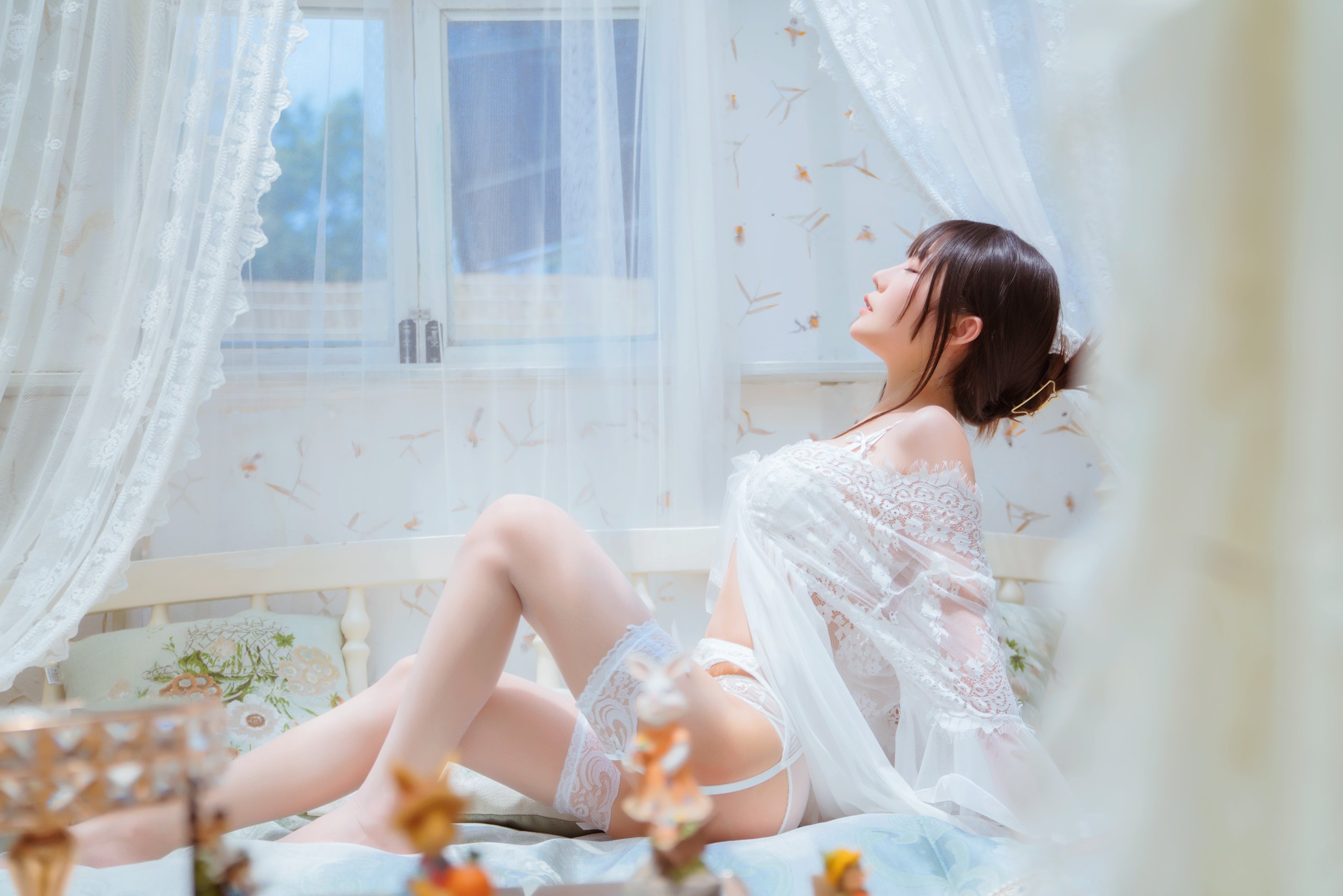 香草ミャオルル - ガラスハウスの少女