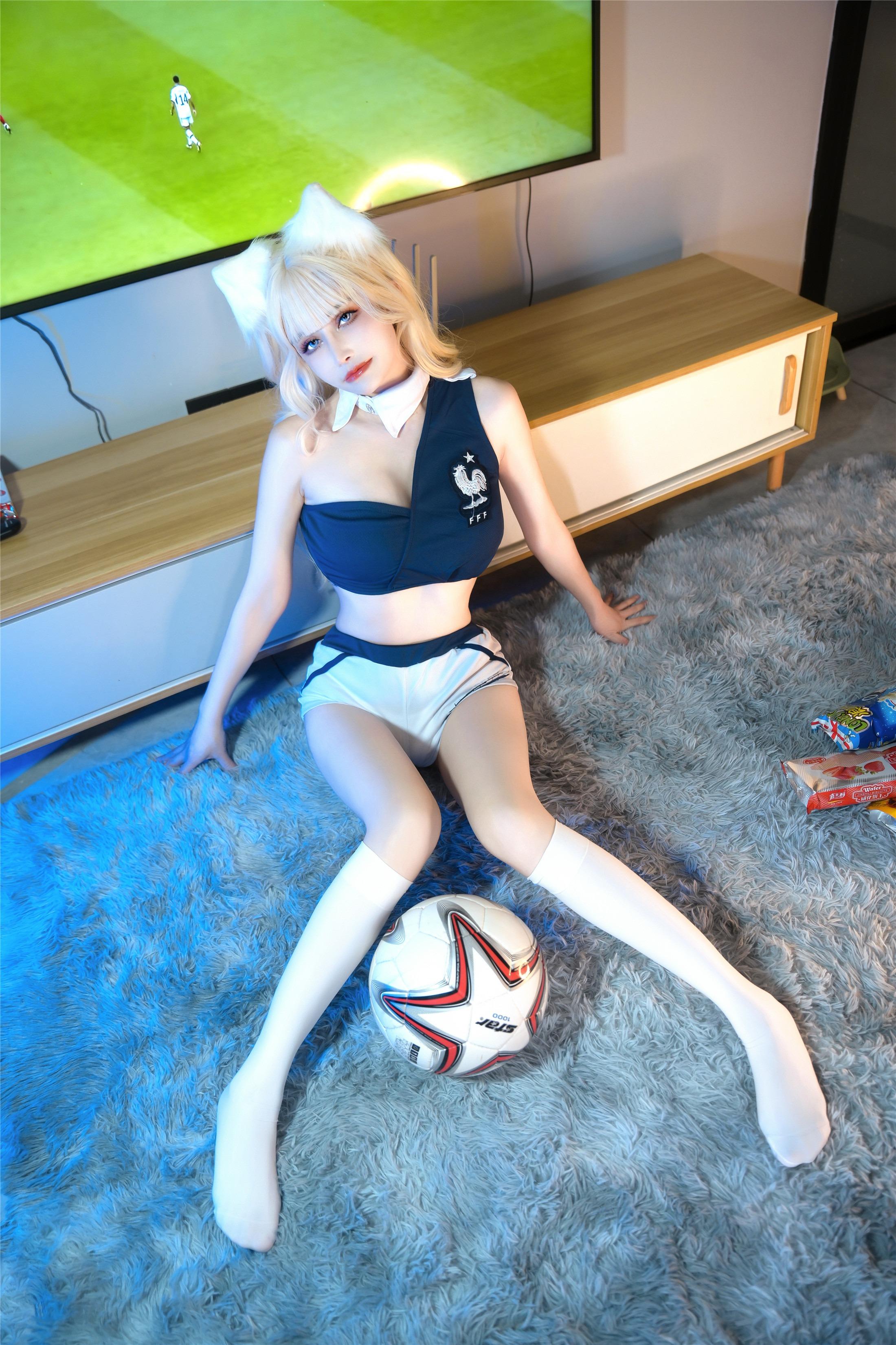 Lu Ba Sui - Football Girl 101P
