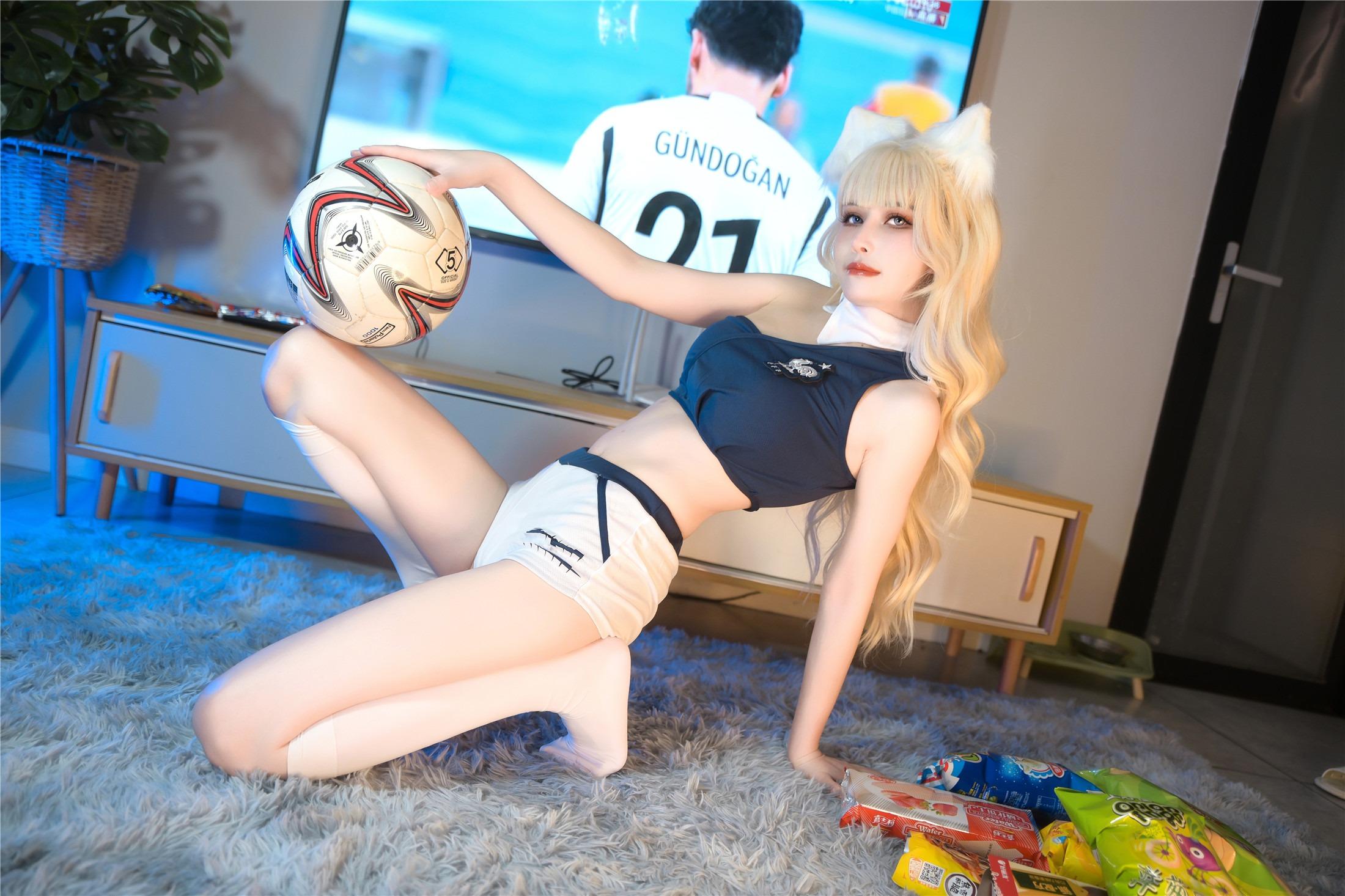 Lu Ba Sui - Football Girl 101P