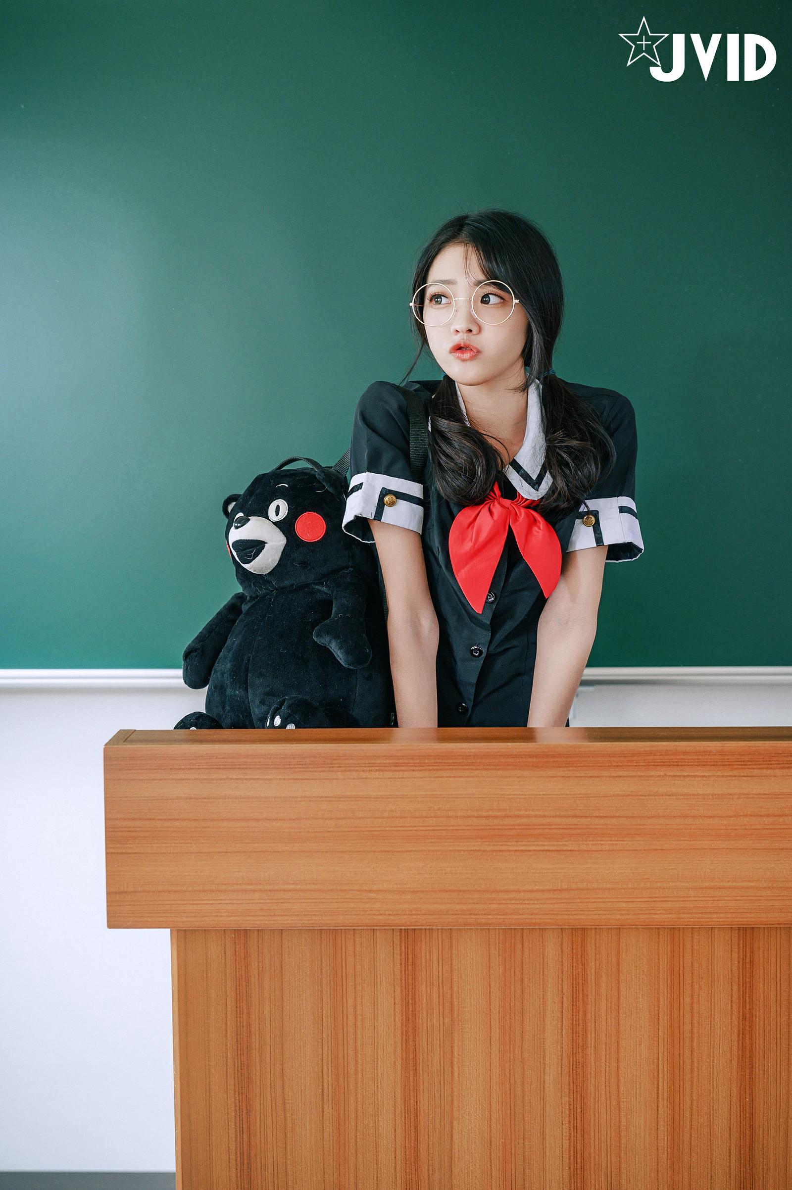 ヤンヤン - 甘い女子高生の誘惑 (P)