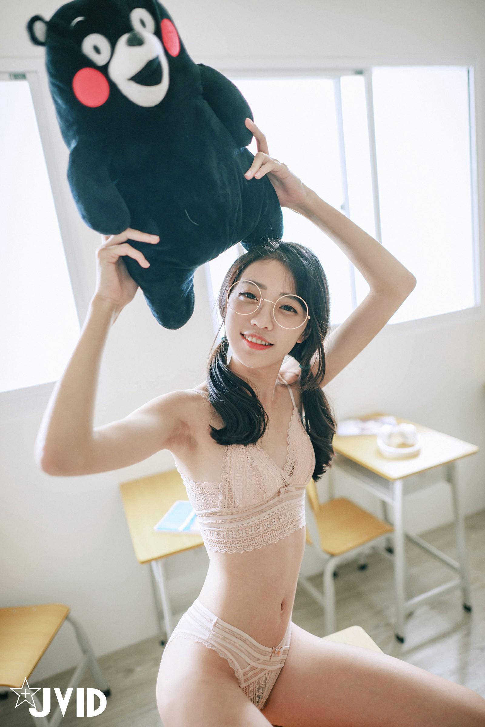 เยียนเยียน - การล่อใจของสาวโรงเรียนหวาน (P)