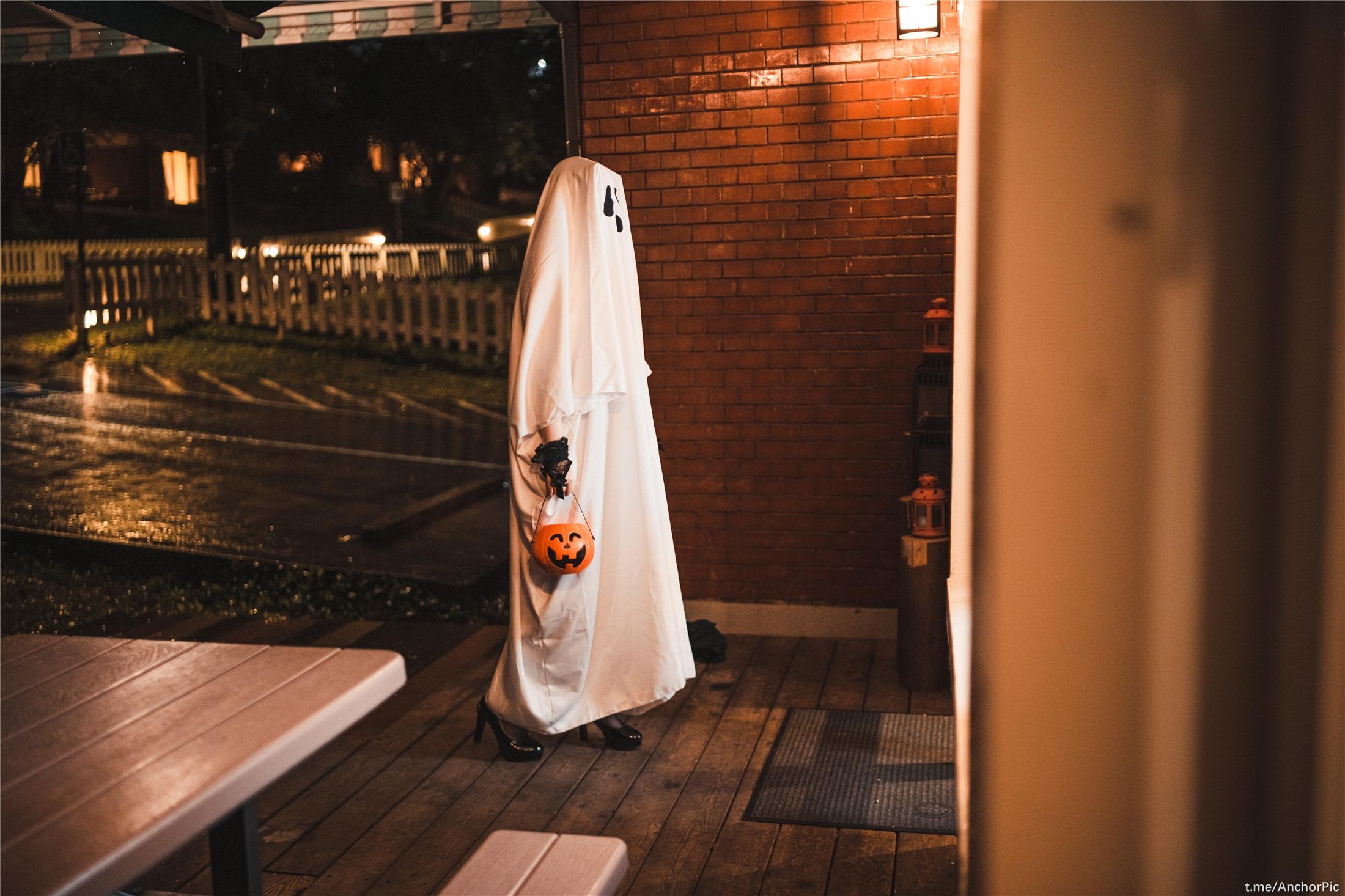 落落Raku - Trick or Treat !! 75P