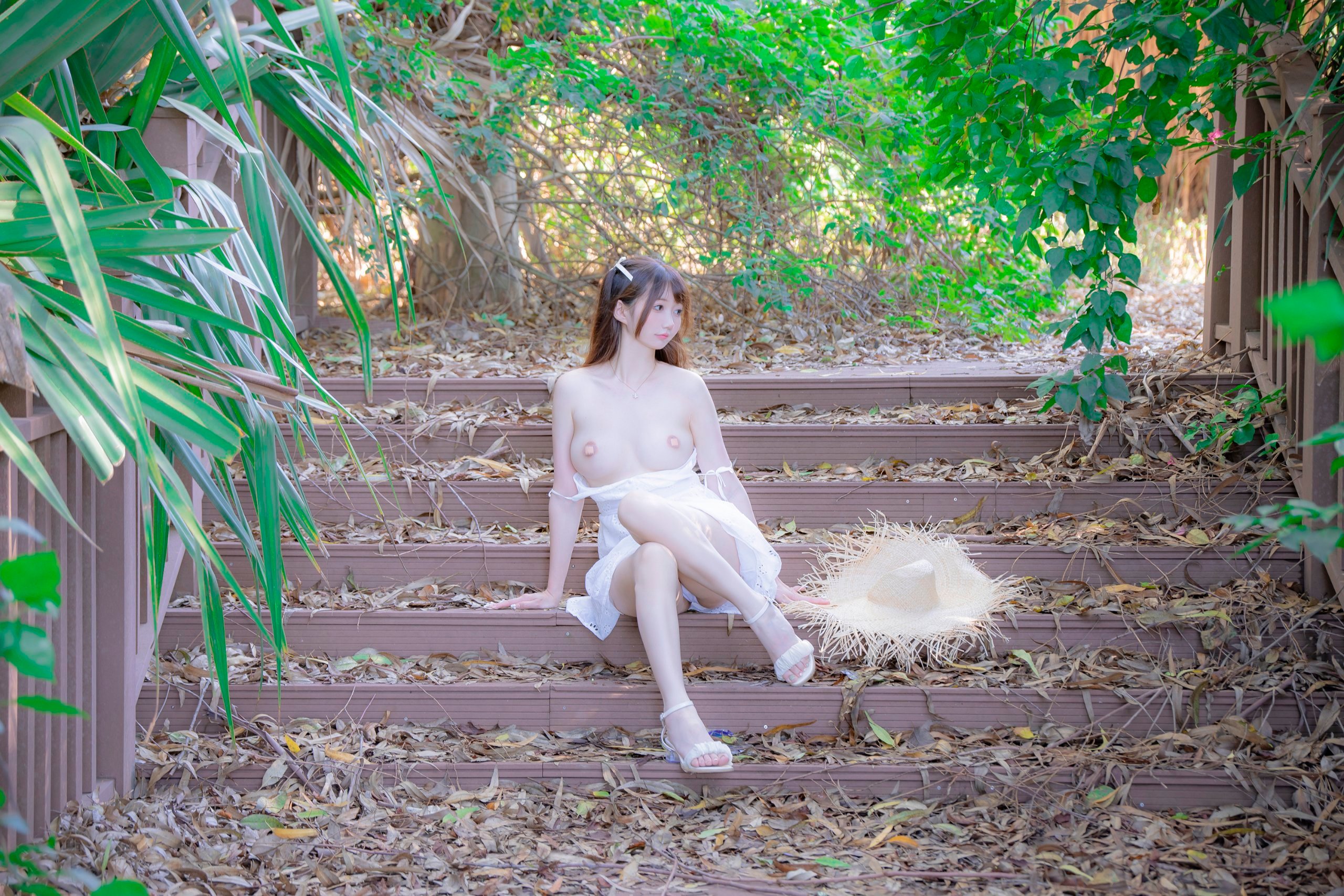 나기사마물냥] 흰 스커트