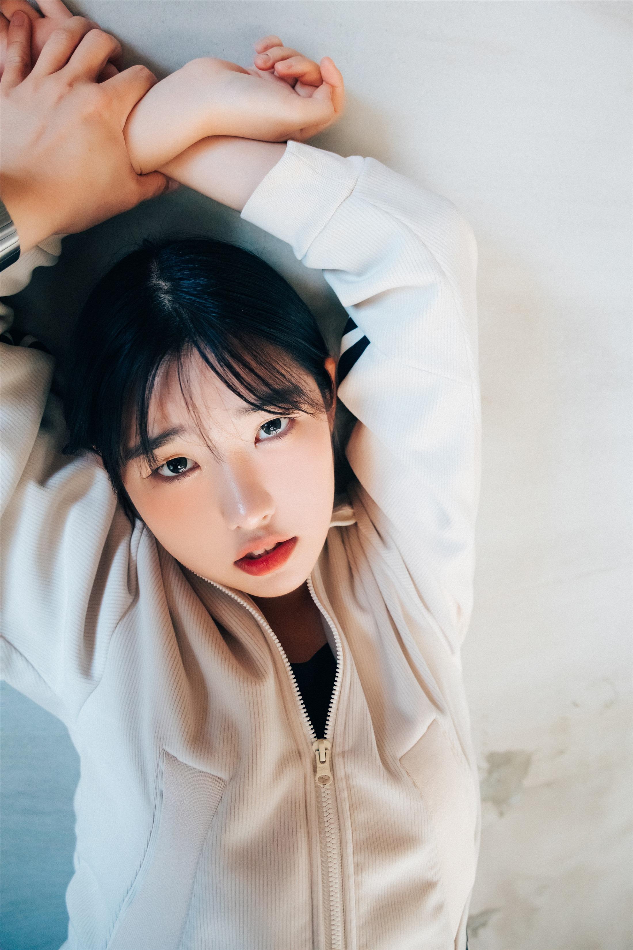 [Loozy] Sonson 손손 - Mechakucha 120P
