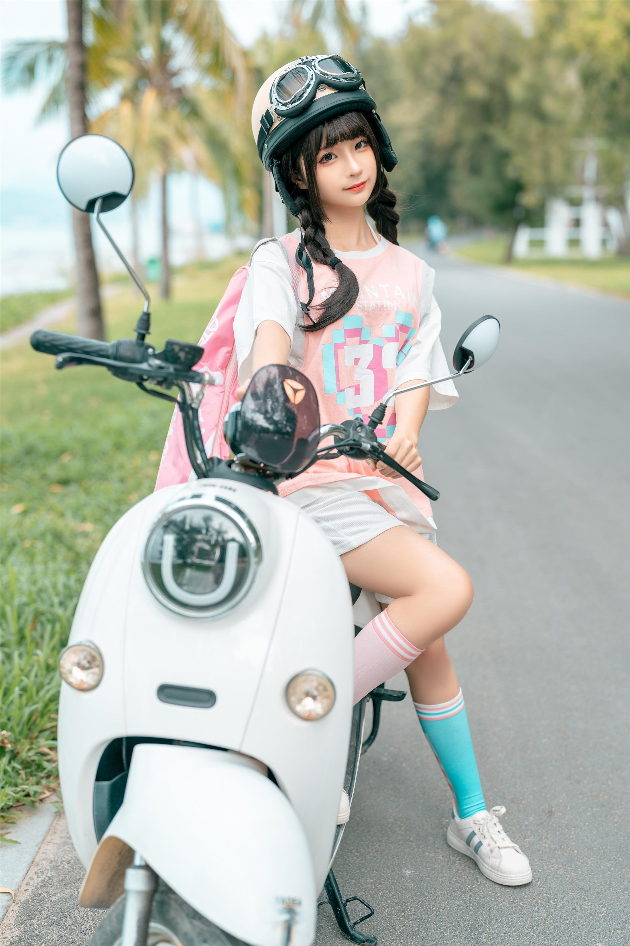 蠢沫沫 - Electric Car 120P