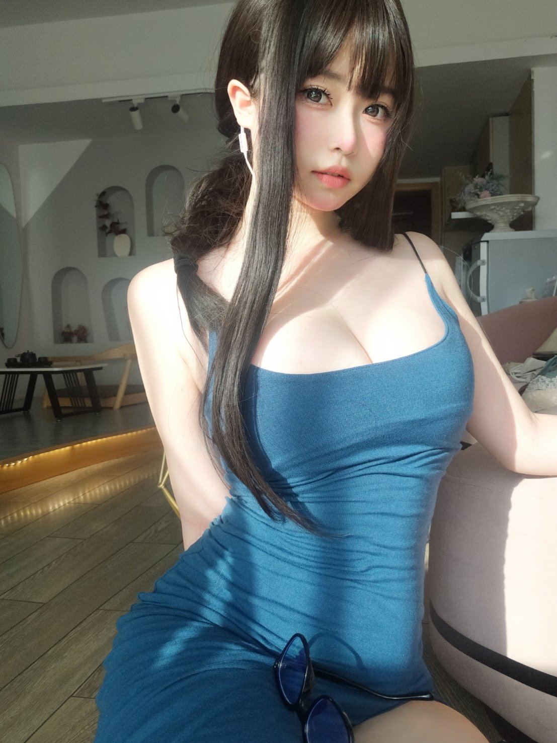 女主K NO.002 乘涼的姐姐