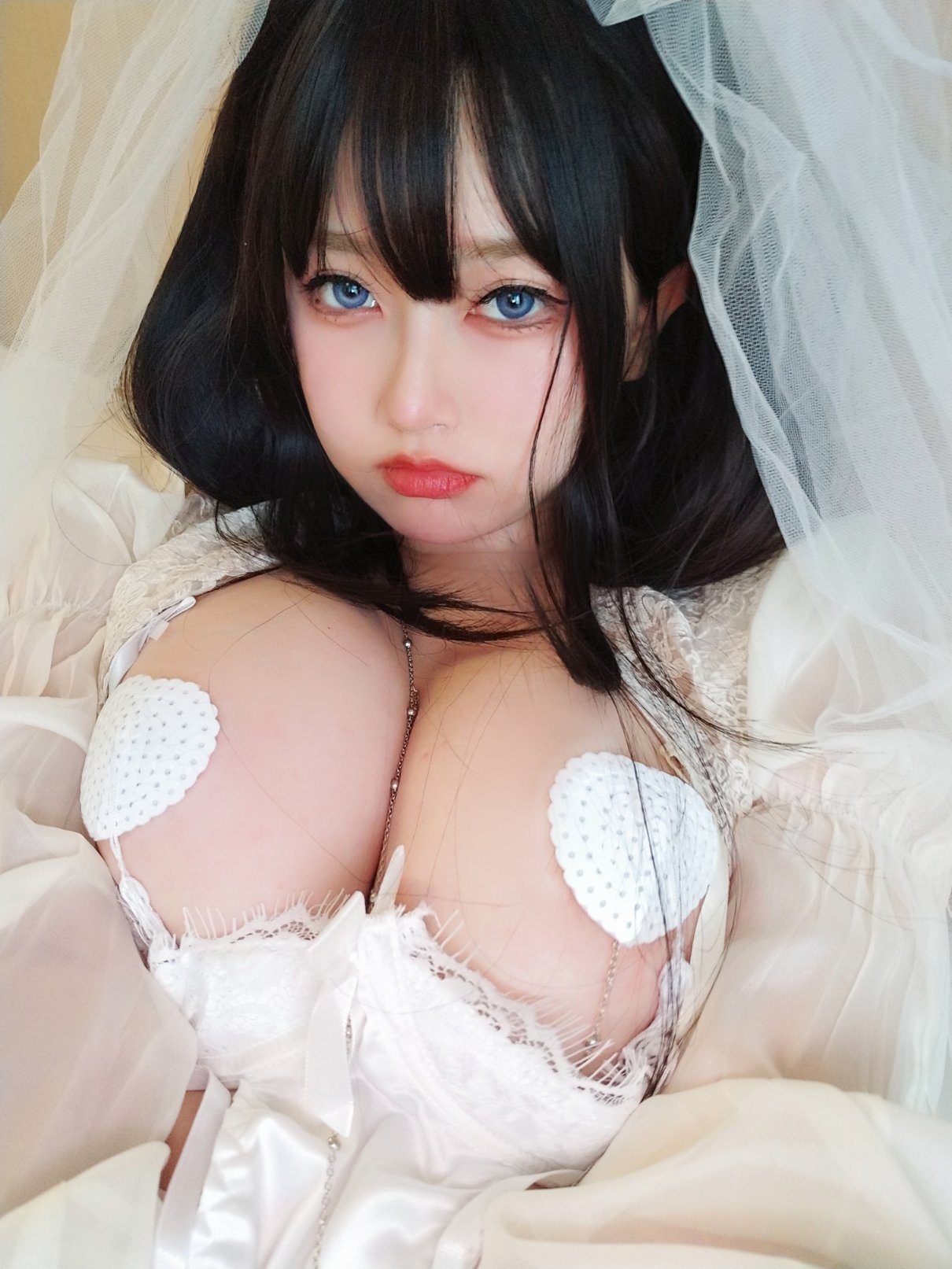 ヒロインK NO.014 白い双子