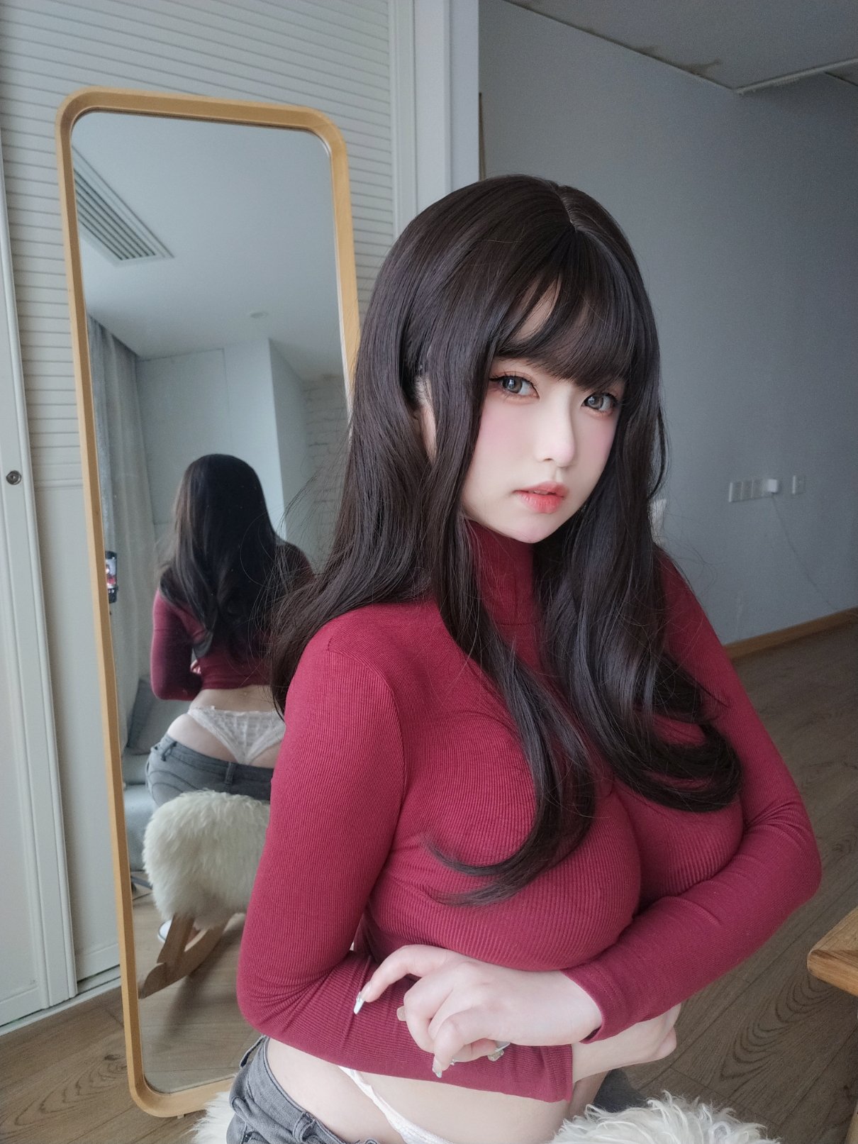 여주 K NO.015 빨간 스웨터의 풍만한 여동생
