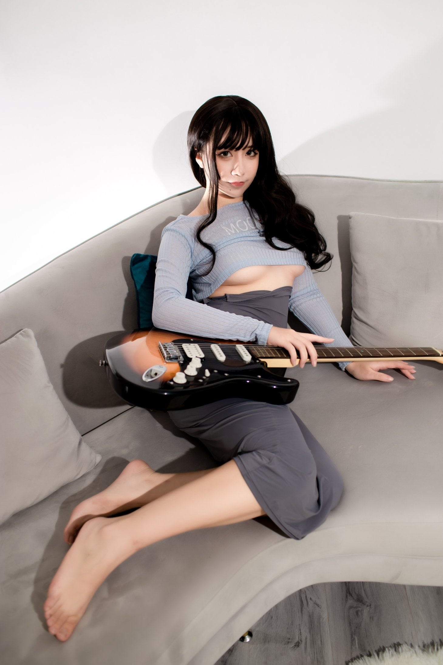 九曲Jean 吉他妹妹包臀裙