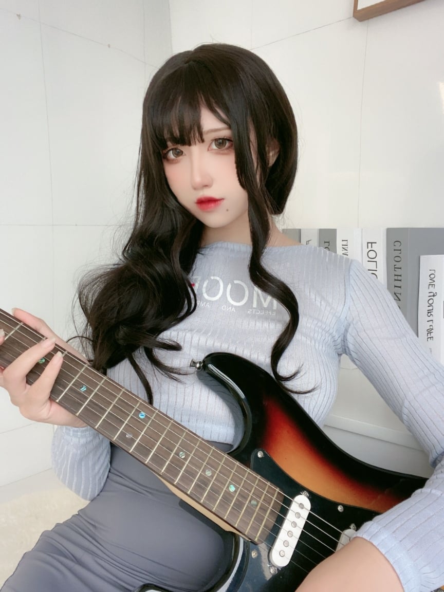 Jiu Qu Jean Guitar Sister Bodycon Skirt