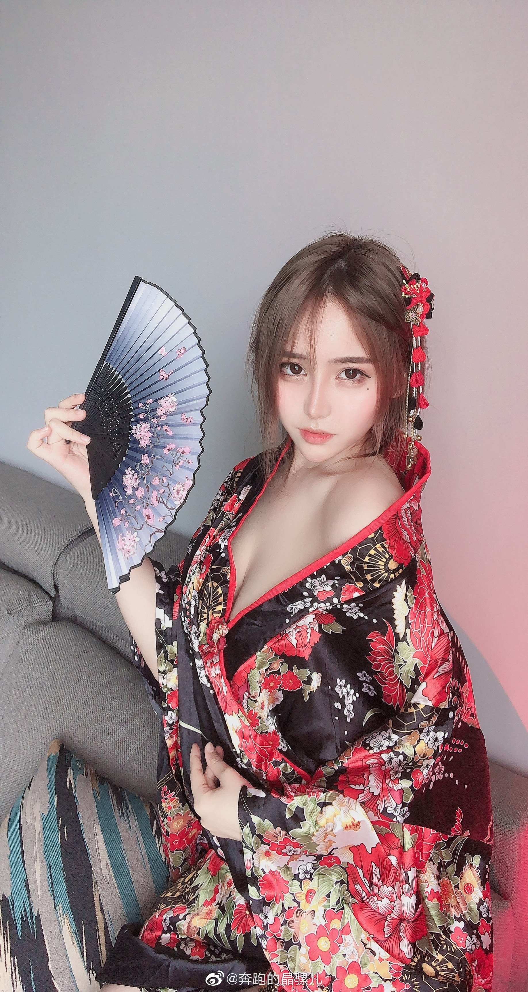 奔跑的晶螺兒微博雜圖