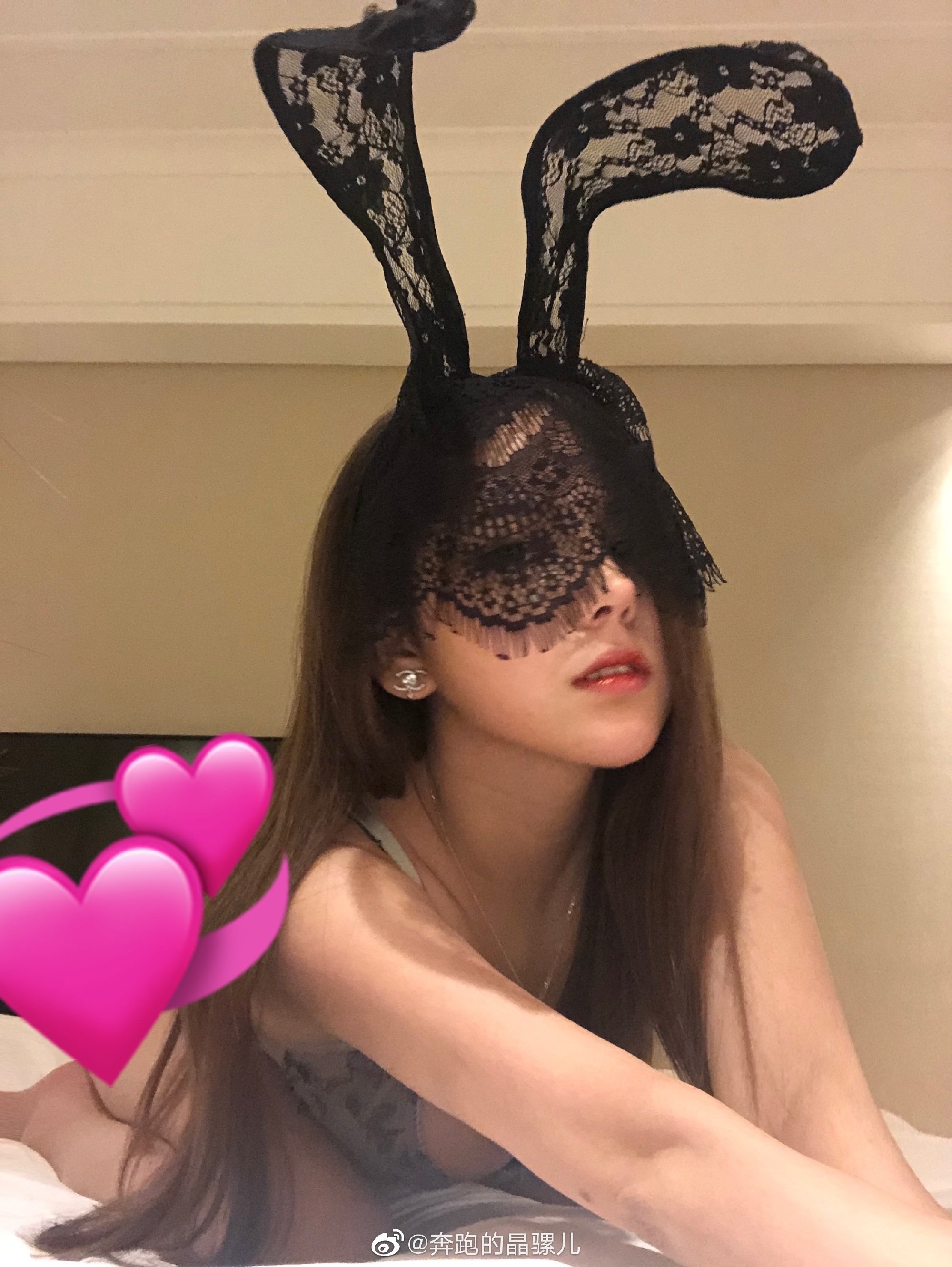 Running Crystal Snail's Weibo Miscellaneous Pictures